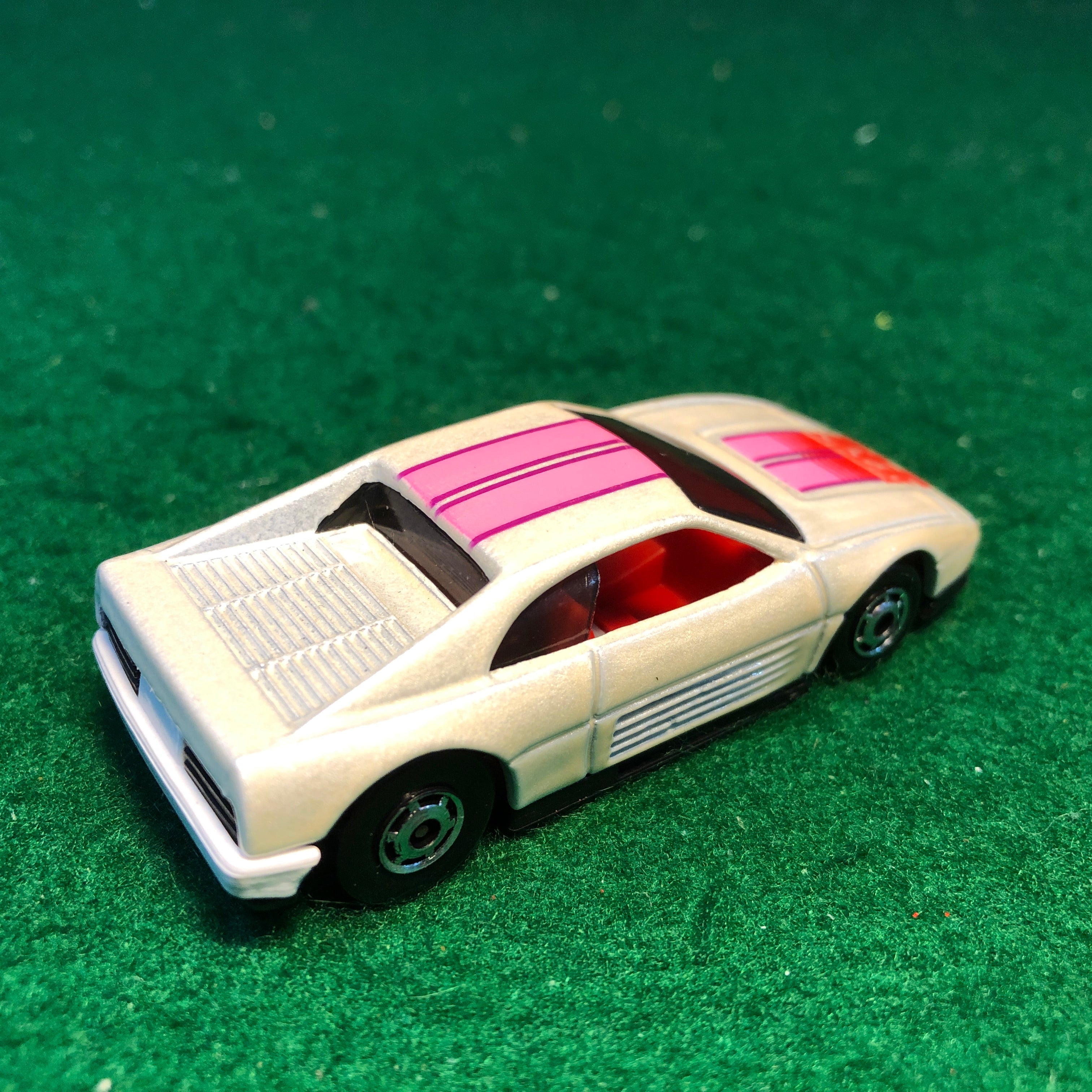 Ferrari 348 TB White by Hotwheels 1:64 (SHO)(5666)(No box