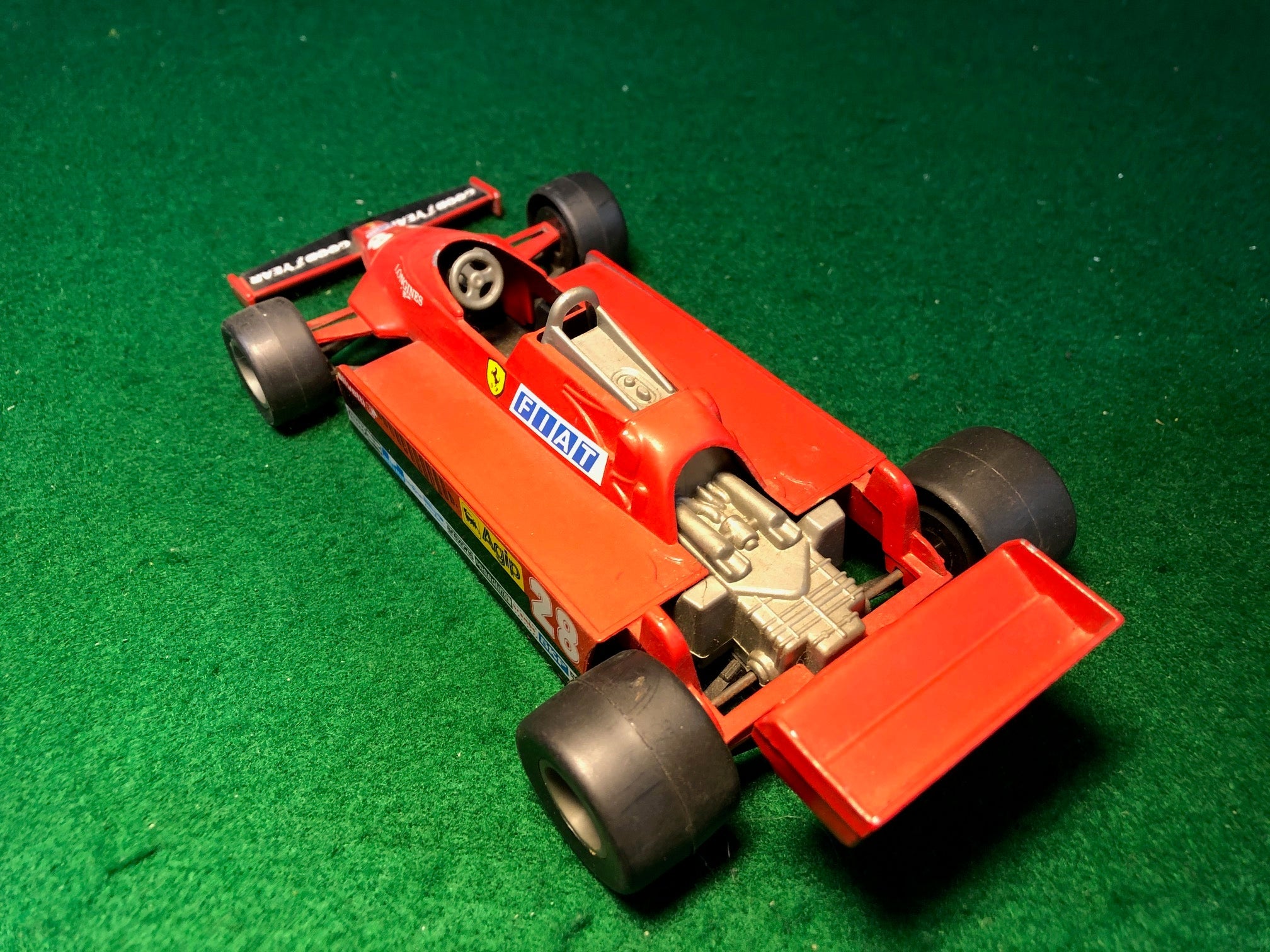 Ferrari 126 C D Pironi N 28 by HotWheels 1:25 (6816)(No box