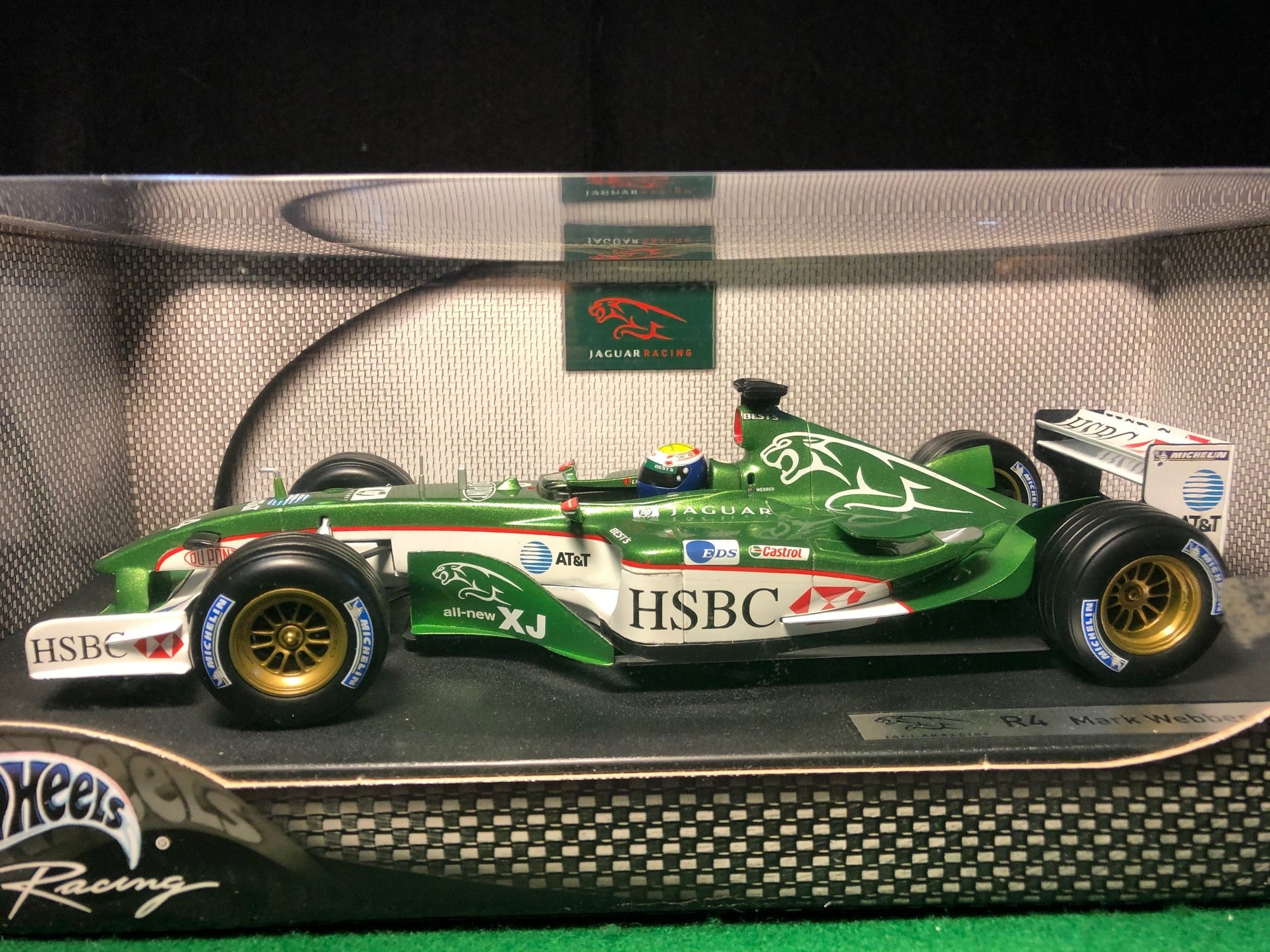 Jaguar R4 2003 F1 Mark Weber by HotWheels 1:18 (B1025)