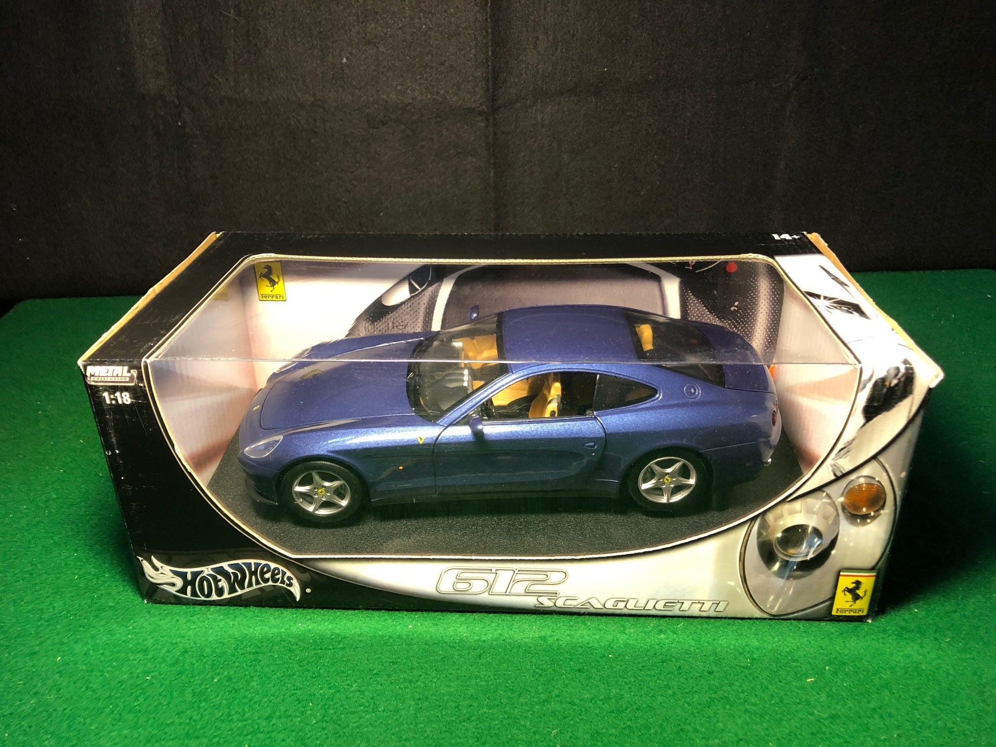 Ferrari 612 Scaglietti Metallic Blue by HotWheels 1:18 (C7522