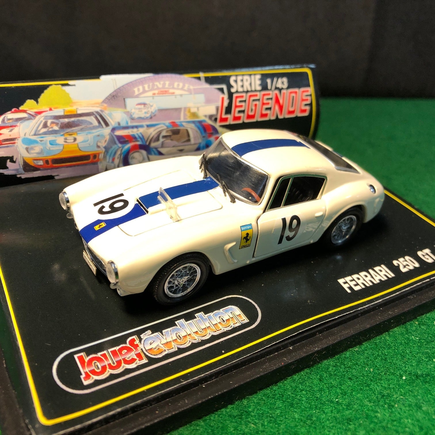 Ferrari 250 GT SWB Berlinetta N 19 by Jouef 1:43 (1012)