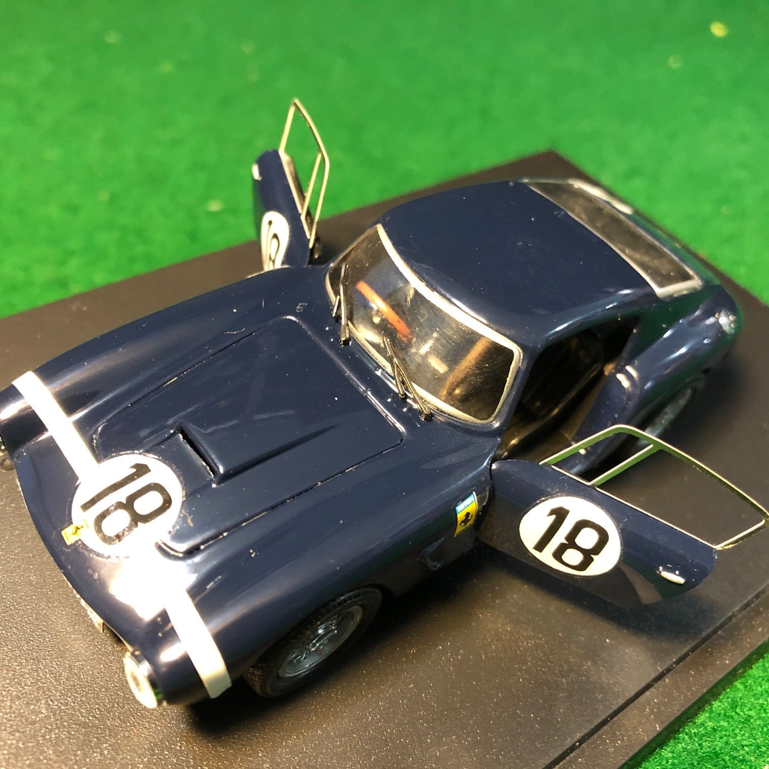 Ferrari 250 GT SWB Berlinetta N 18 by Jouef 1:43 (1032)