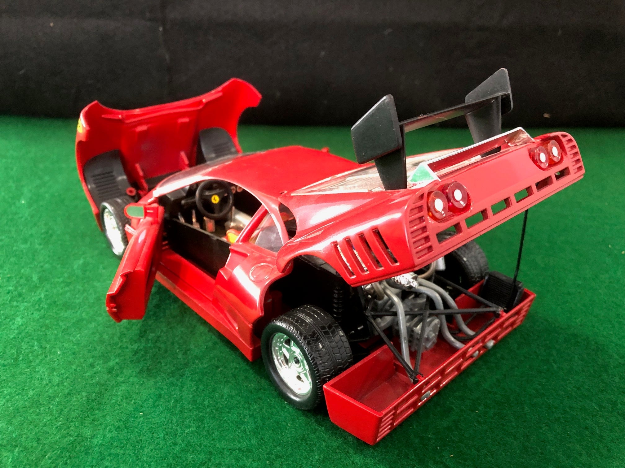 Ferrari GTO Evoluzione by Jouef 1:18 (3001)(No box) - Default