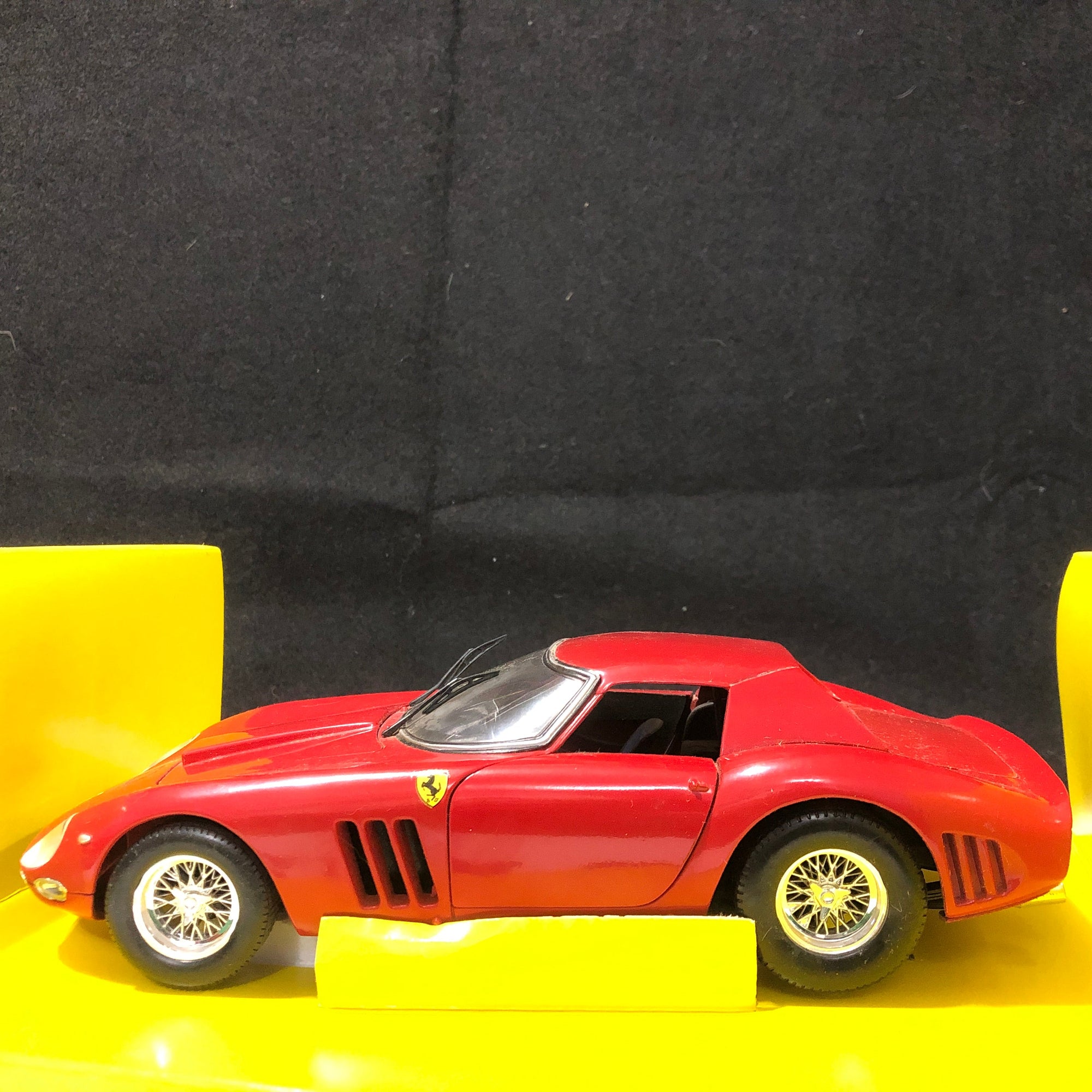 Ferrari 250 GTO 1964 Red by Jouef 1:18 (3002)