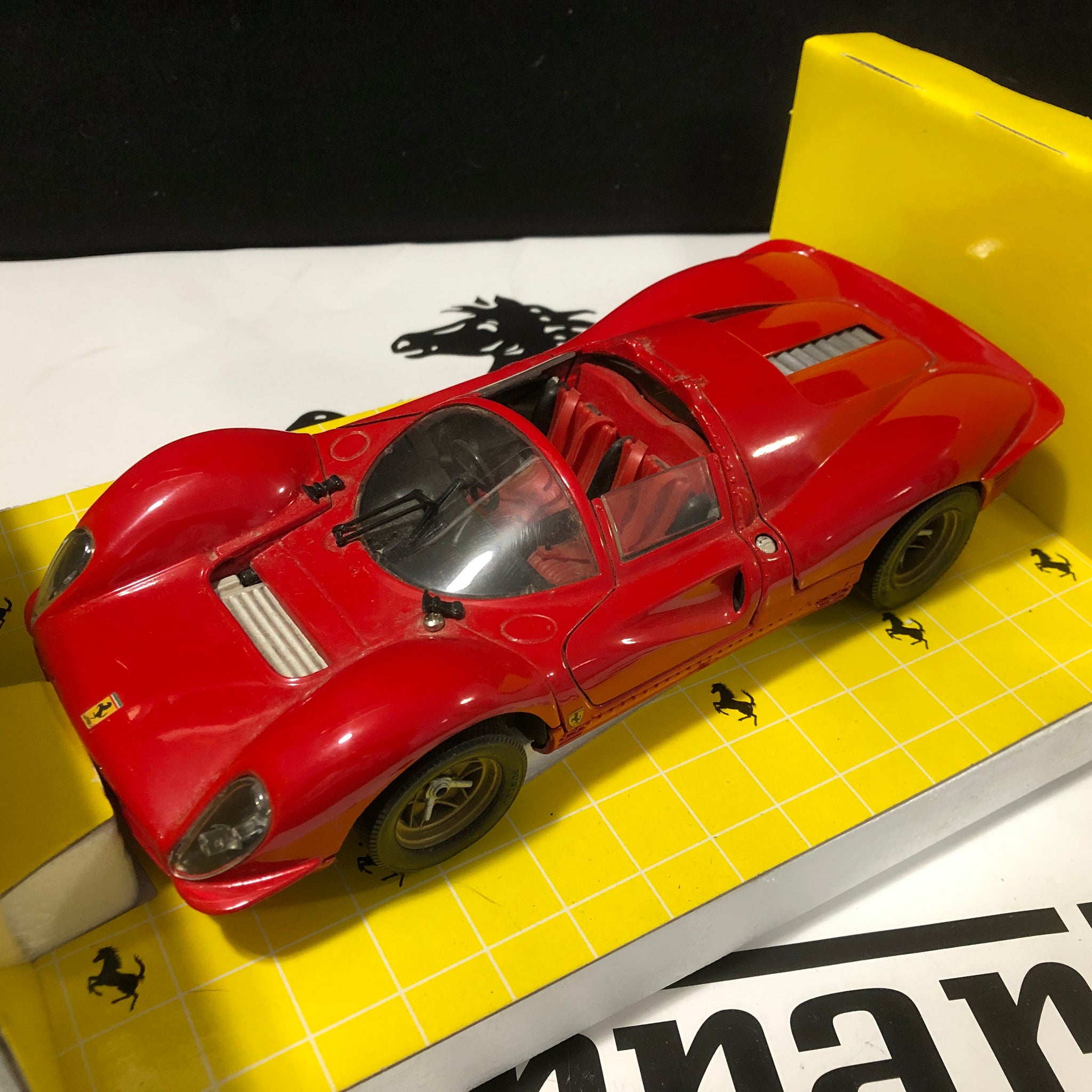 Ferrari 330 P4 1967 Red Spider by Jouef 1:18 (3005)