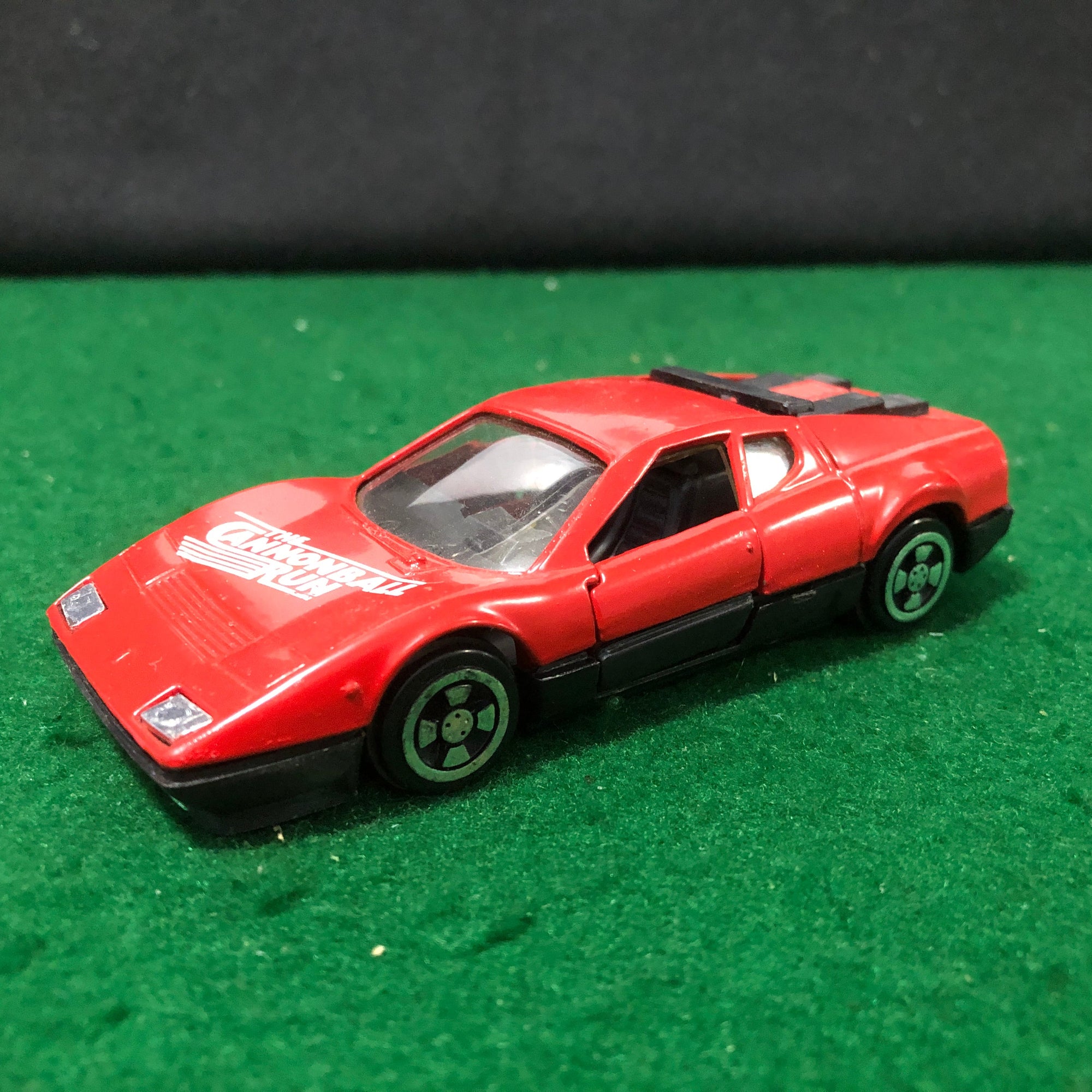 Ferrari 512 BB Cannonball Run by Kidco 1:43 Motorized (1610)(No box)