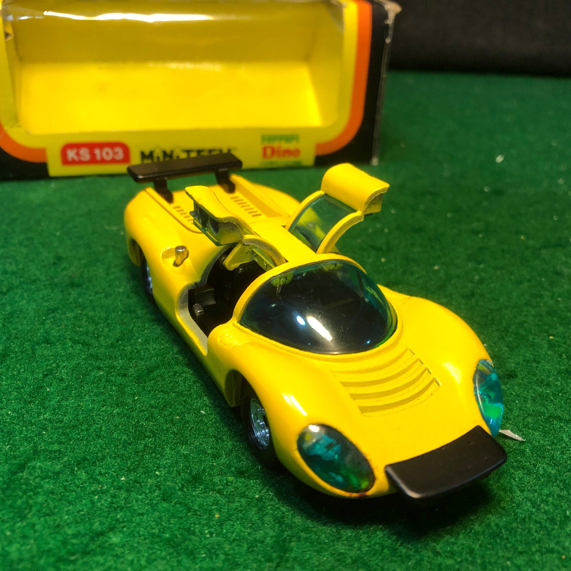 Ferrari Dino 206 S Yellow by King Star 1:43 (KS103)