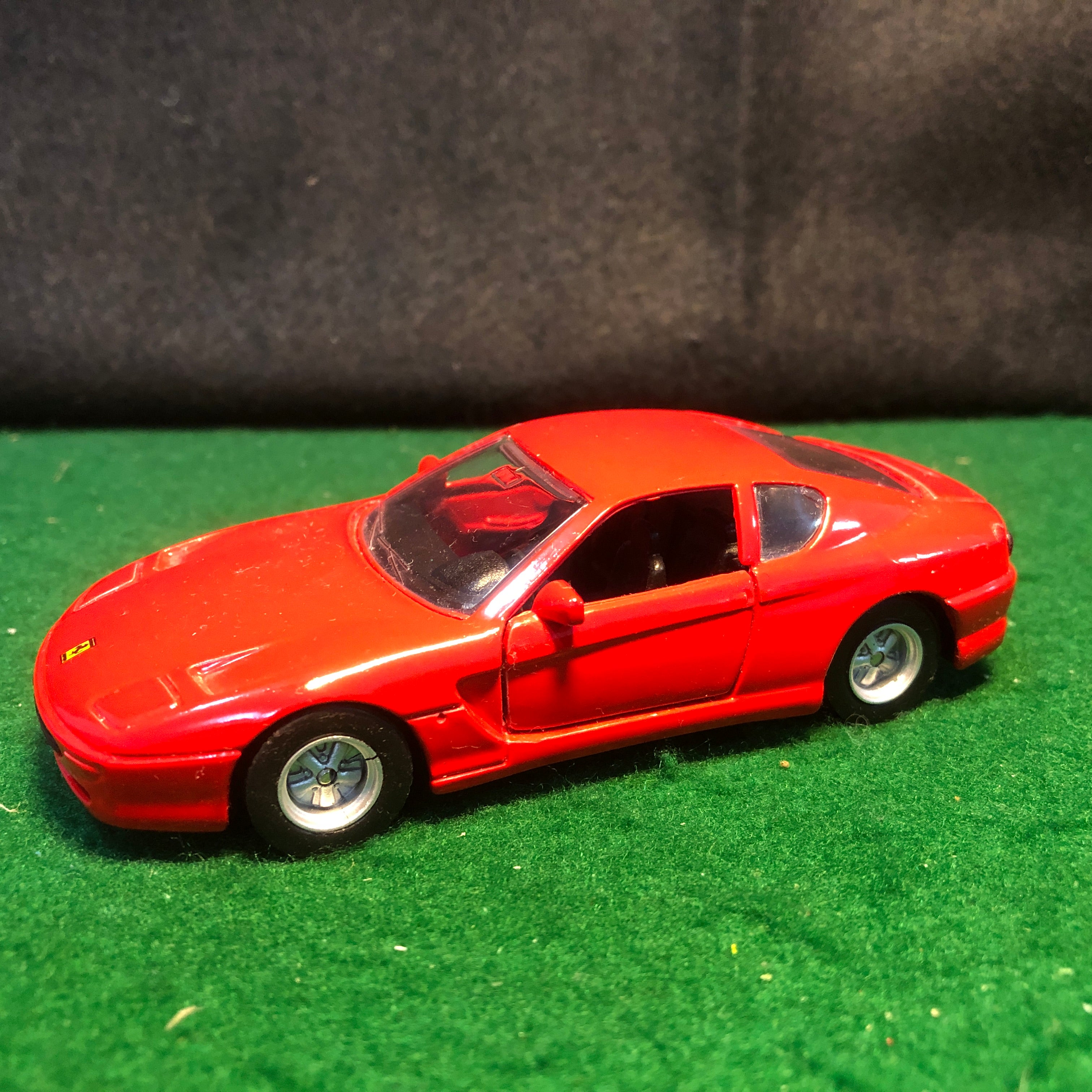 Ferrari 456 GT 2+2 Red by Maisto 1:39 Motorized (21008)(No box