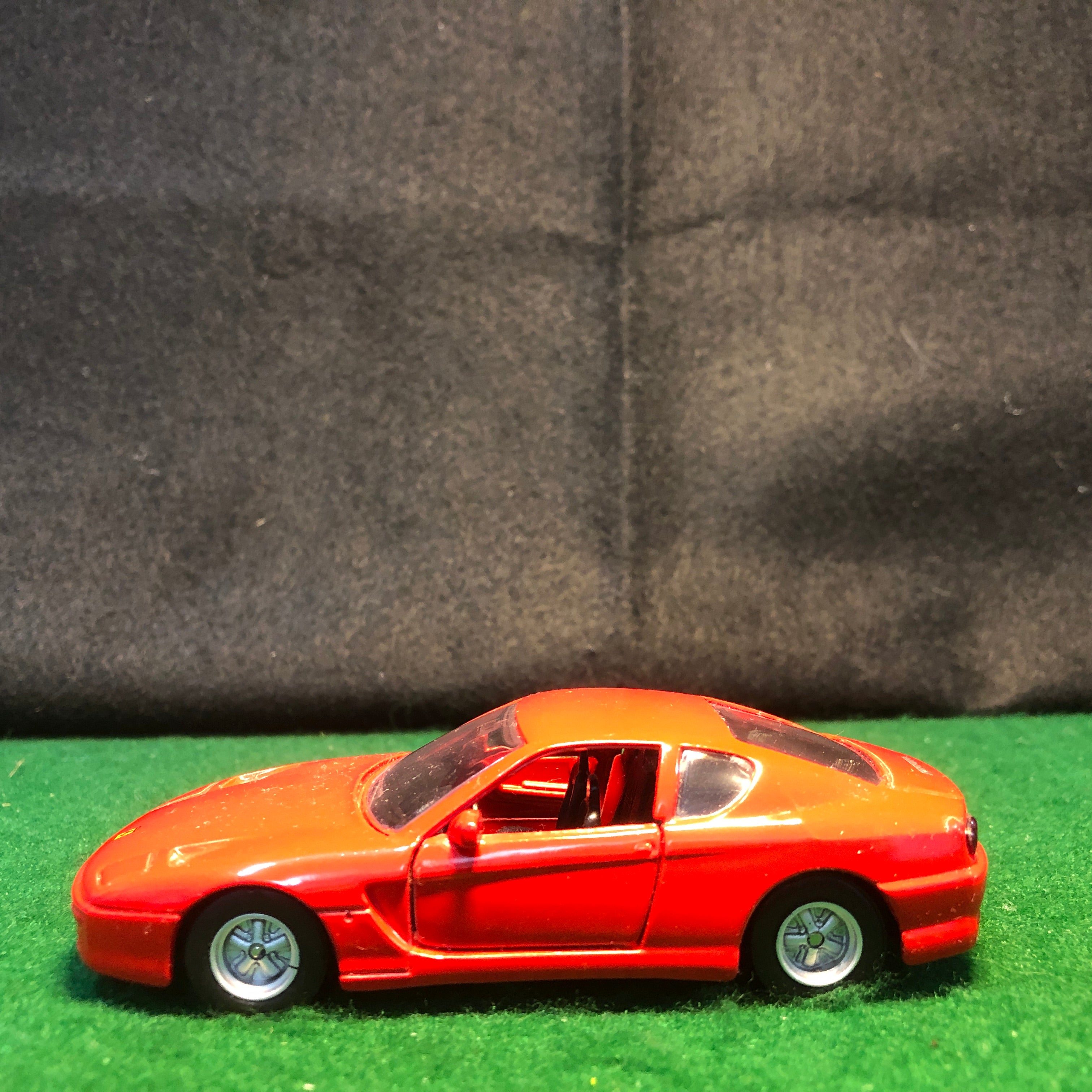 Ferrari 456 GT 2+2 Red by Maisto 1:39 Motorized (21008)(No box