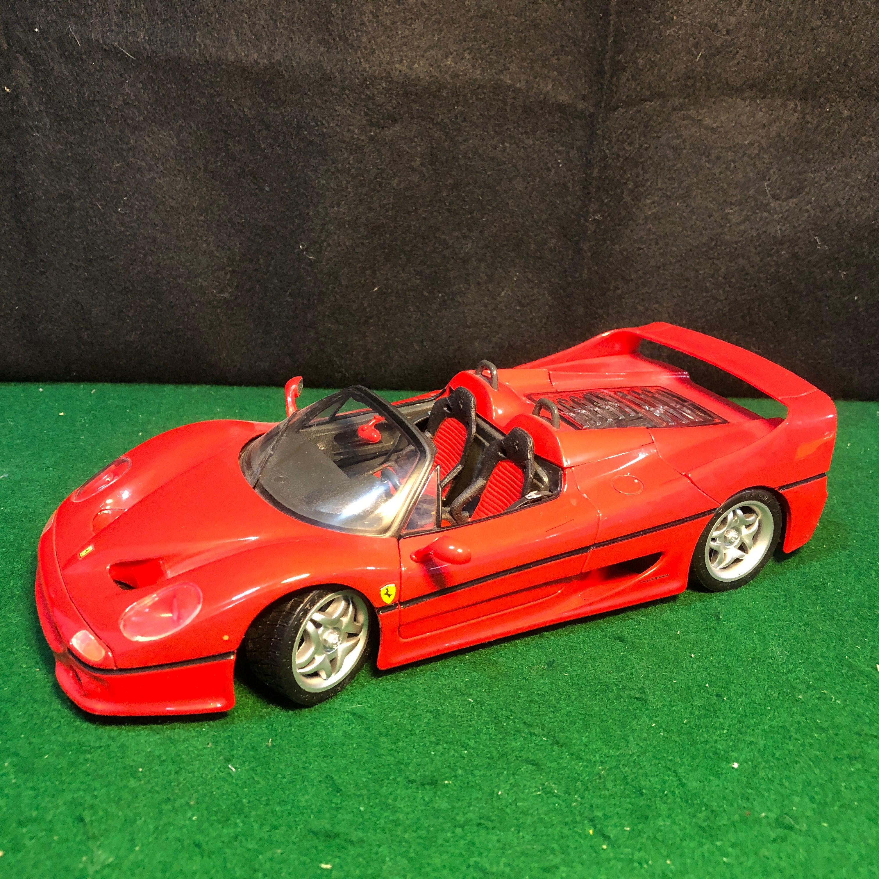 Ferrari F50 Spyder Red by Maisto 1:18 (31822)(no box) - Petrolicious