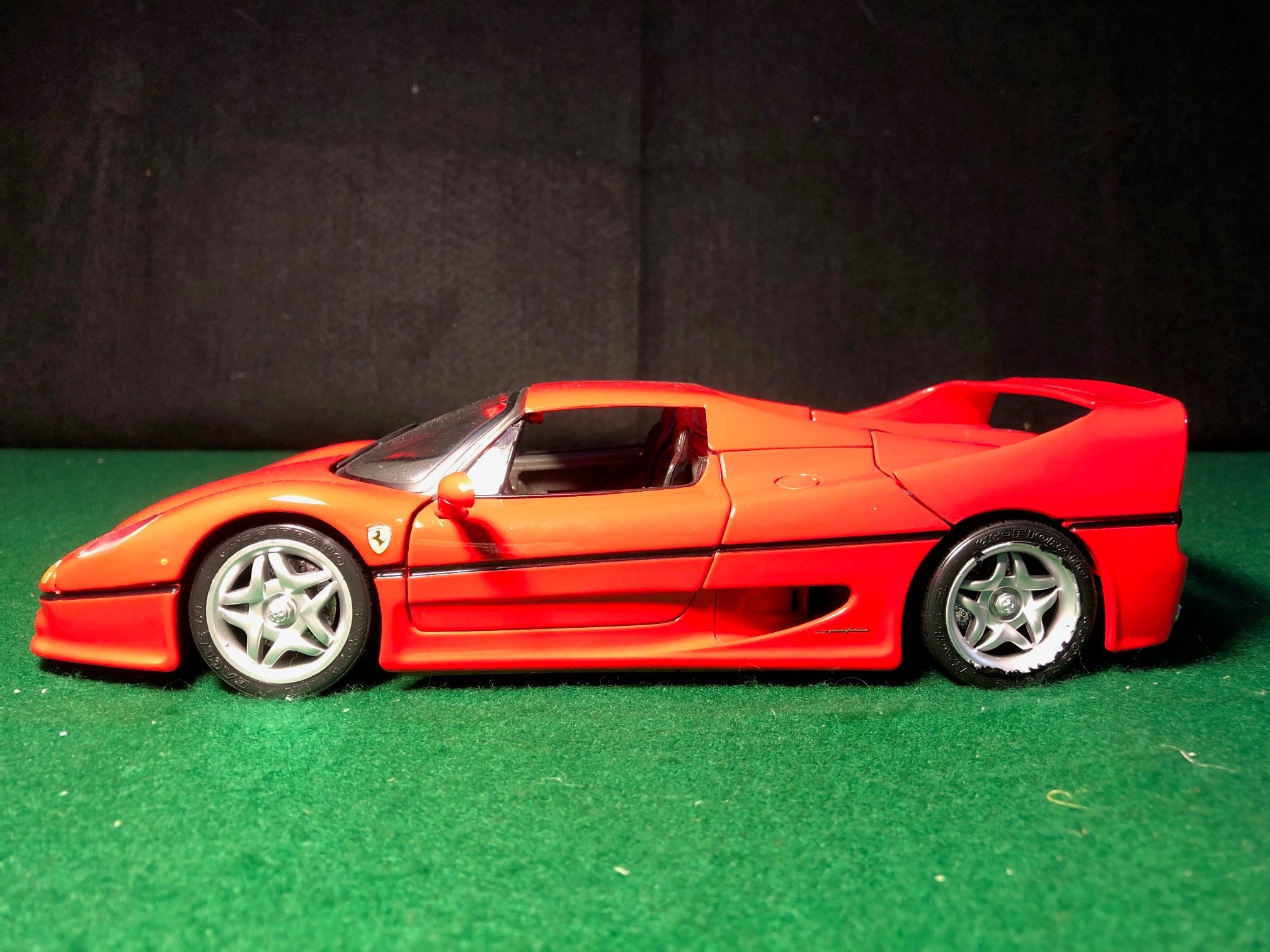Ferrari F50 Red by Maisto 1:18 (31823) - Petrolicious