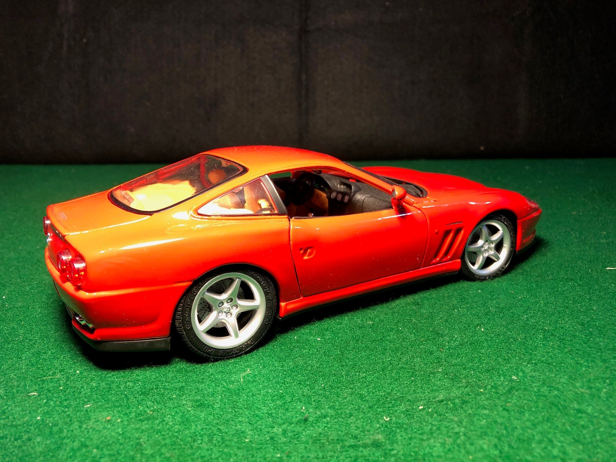 Ferrari 550 Maranello Red by Maisto 1:18 (31839)(No box)