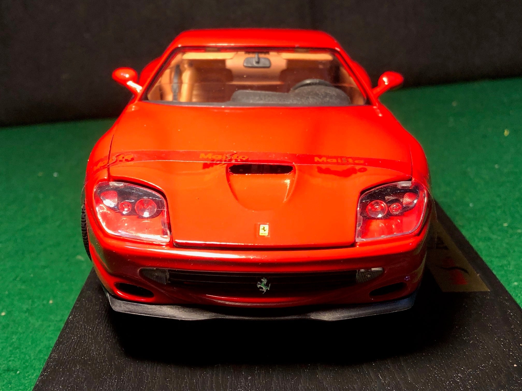 Ferrari 550 Maranello Red by Maisto 1:18 (31839) - Petrolicious