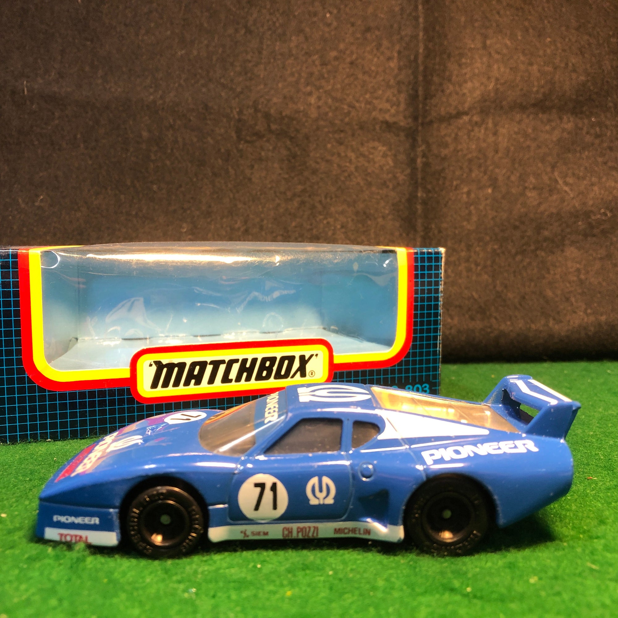 Ferrari 512 BB LM N 71 Team Pozzi by Matchbox 1:40 (KS803)