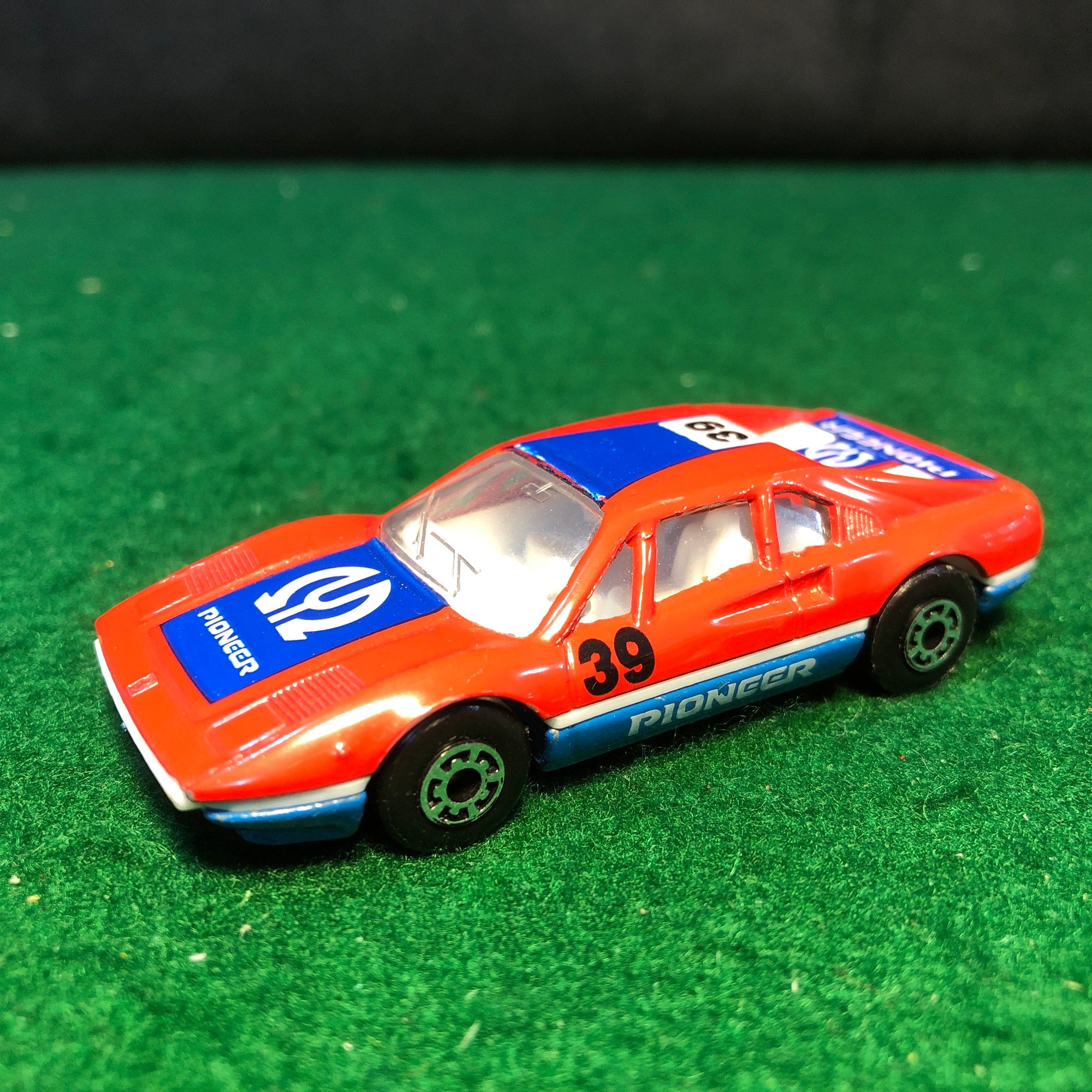 Ferrari 308 GTB N 39 Pioneer by Matchbox 1:55 (MB70)(No box)
