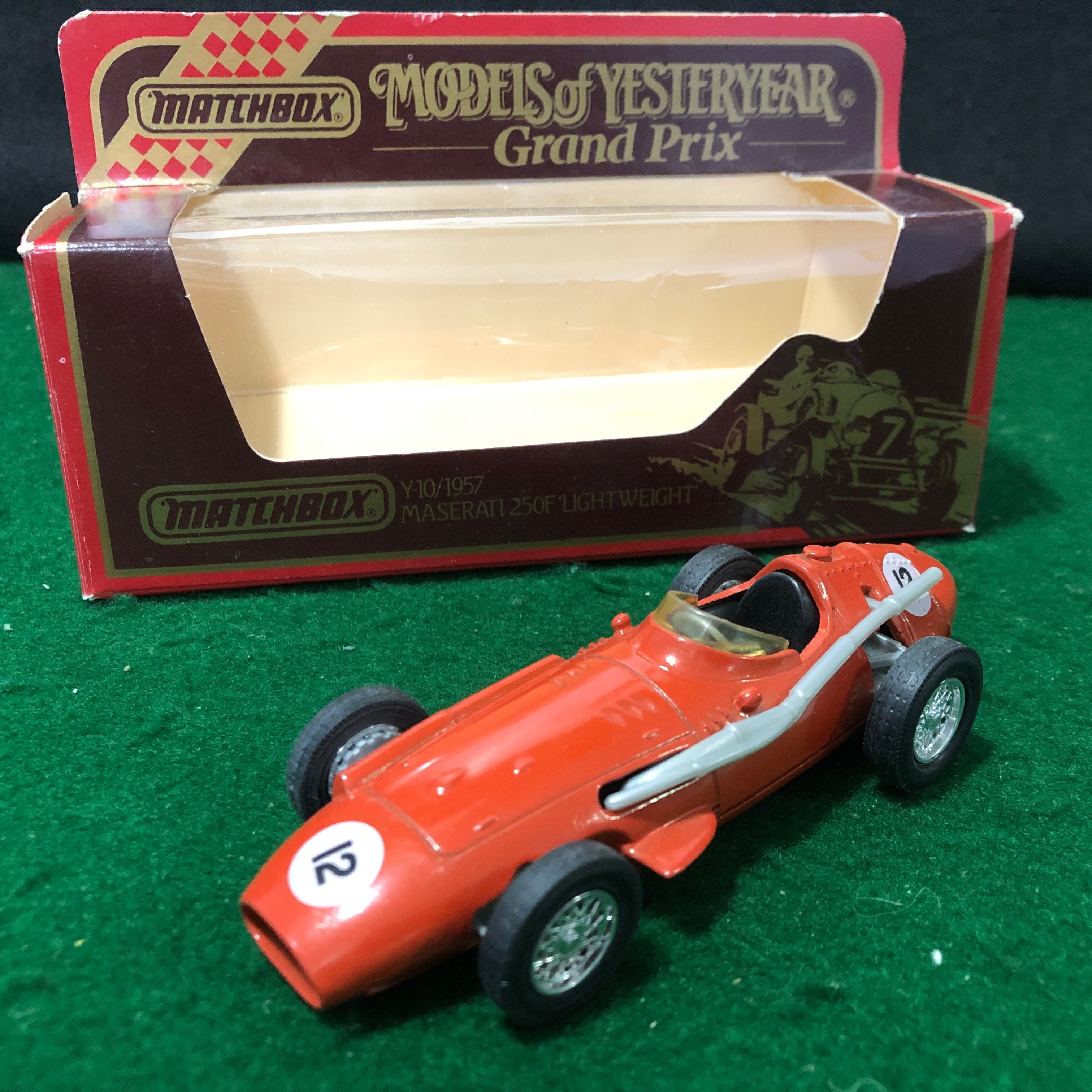 by 12 N 1957 Lightweight F 250 Maserati 250F Maserati 1957 ミニカー Matchbox (Y10 1:36 ミニカー