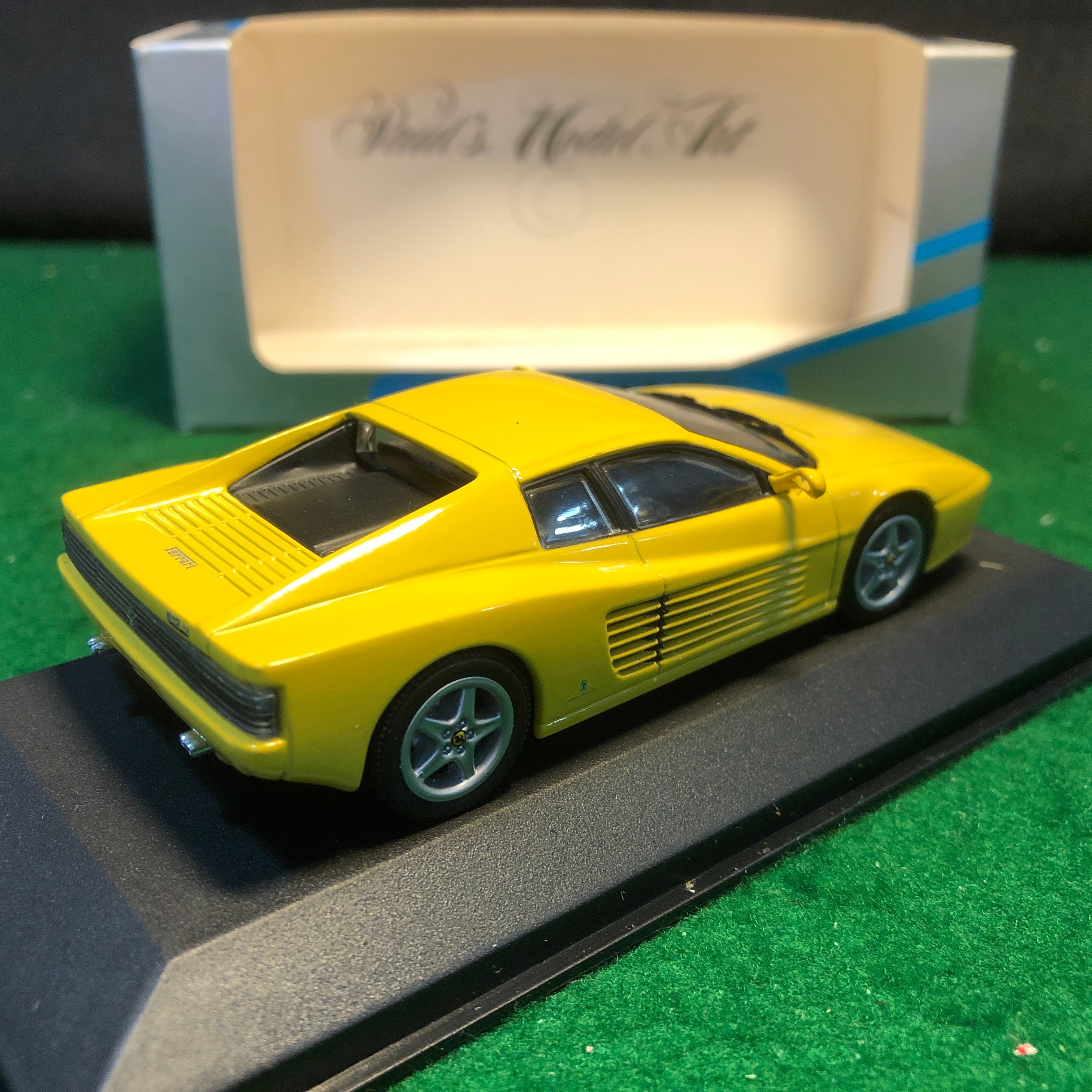 Ferrari 512 TR Yellow by Minichamps 1:43 (072501) - Petrolicious