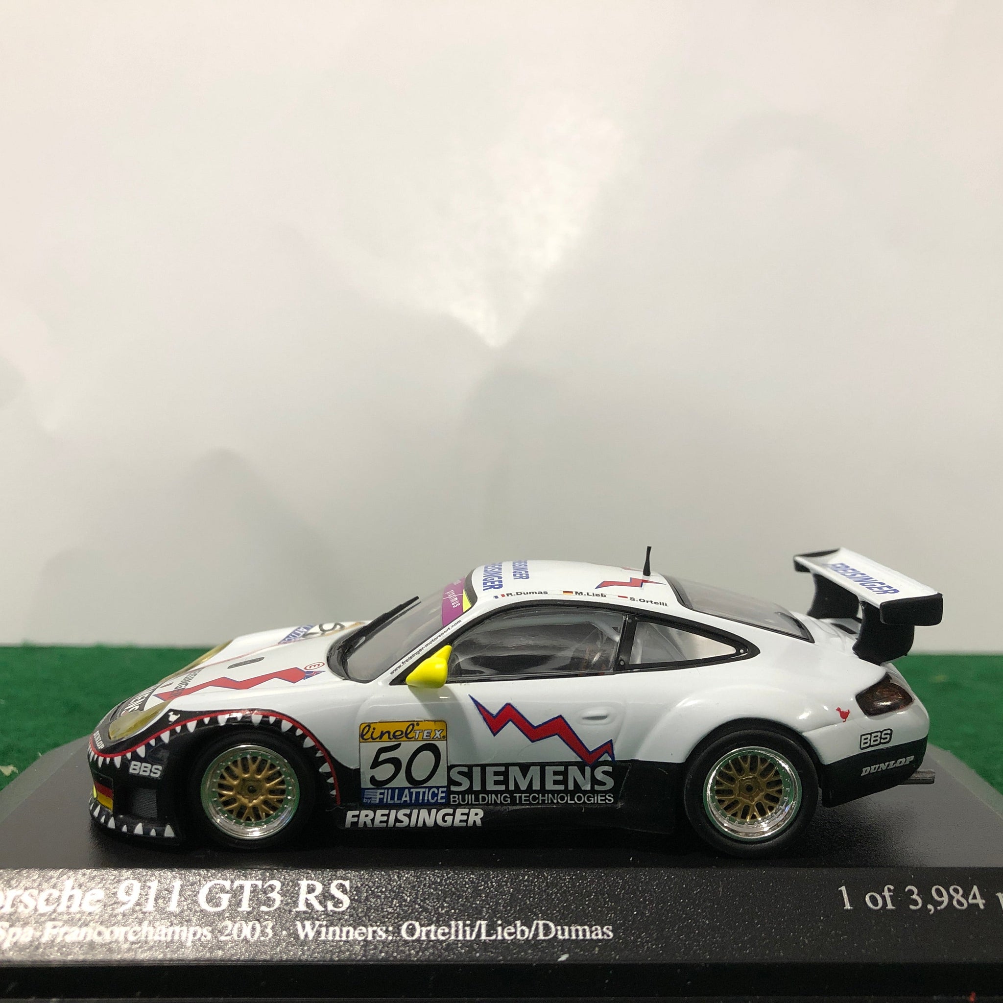 Porsche 911 GT3 RS Spa 24h  2003 N 50 by Minichamps 1:43 (400036950)