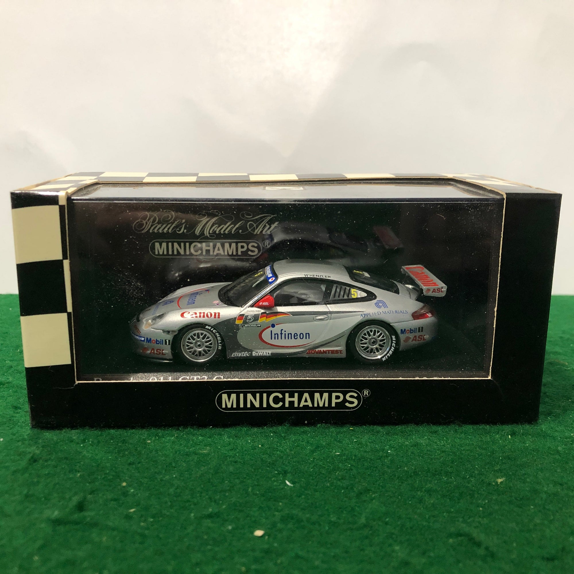 Porsche 911 GT3 Cup 2004 Supercup N 5 Team Farnbacher by Minichamps 1:43 (400046205)