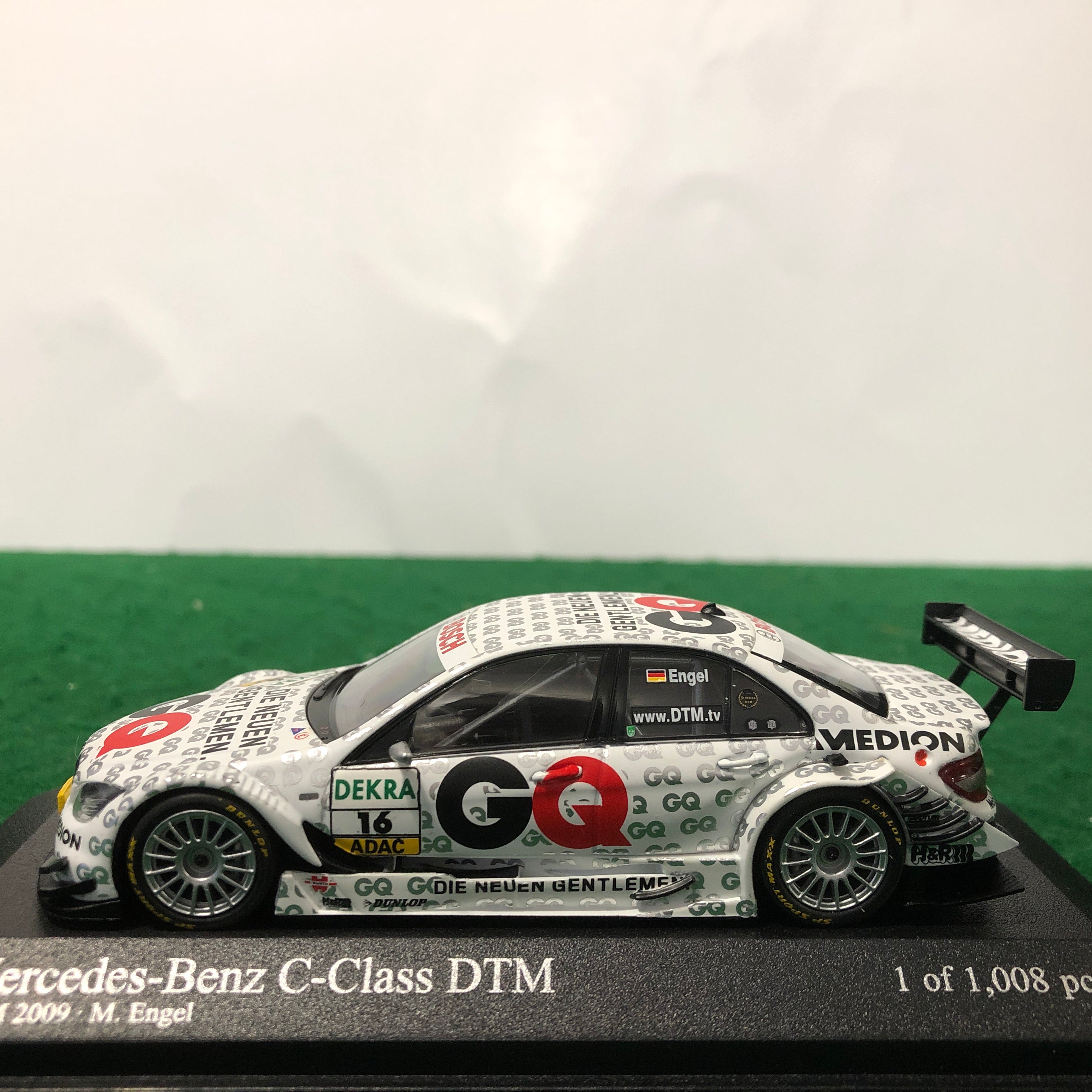 Mercedes C-Class DTM 2009 N 16 Team GQ by Minichamps 1:43