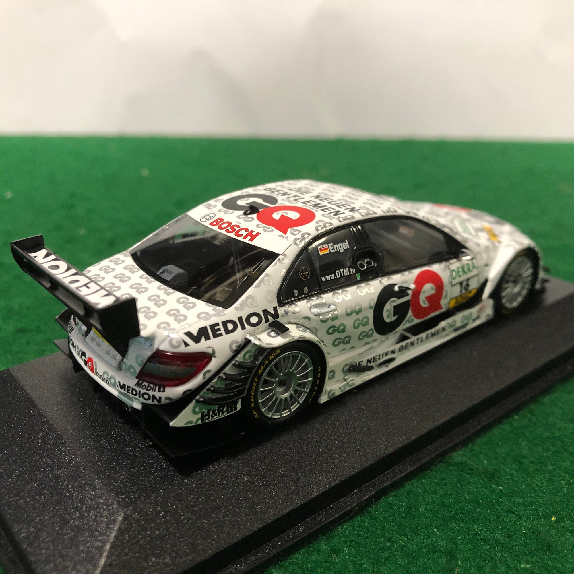 Mercedes C-Class DTM 2009 N 16 Team GQ by Minichamps 1:43 (400093816)
