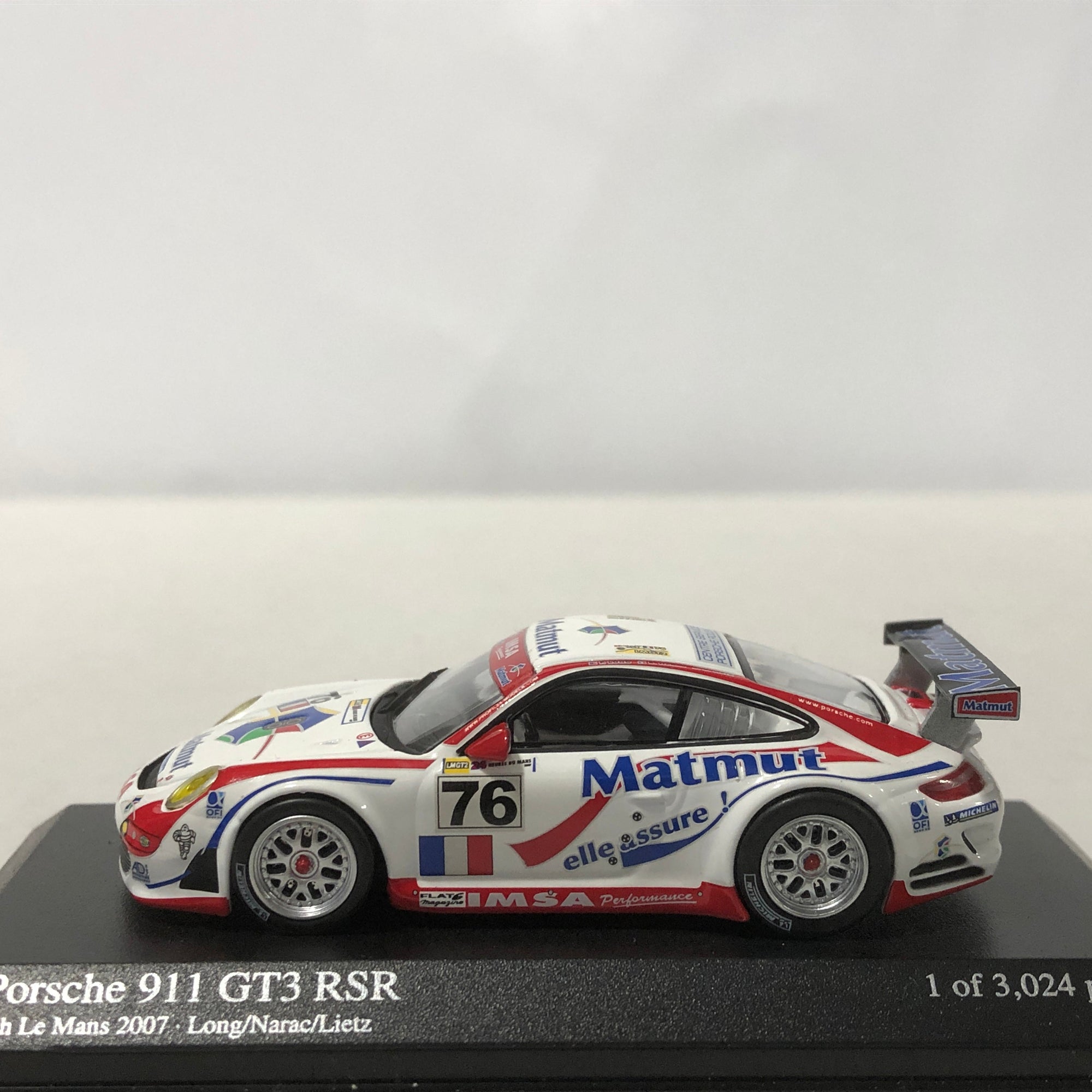 Porsche 911 GT3 RSR 2007 Le Mans N 76 by Minichamps 1:64 (640076776)(Ltd Ed)