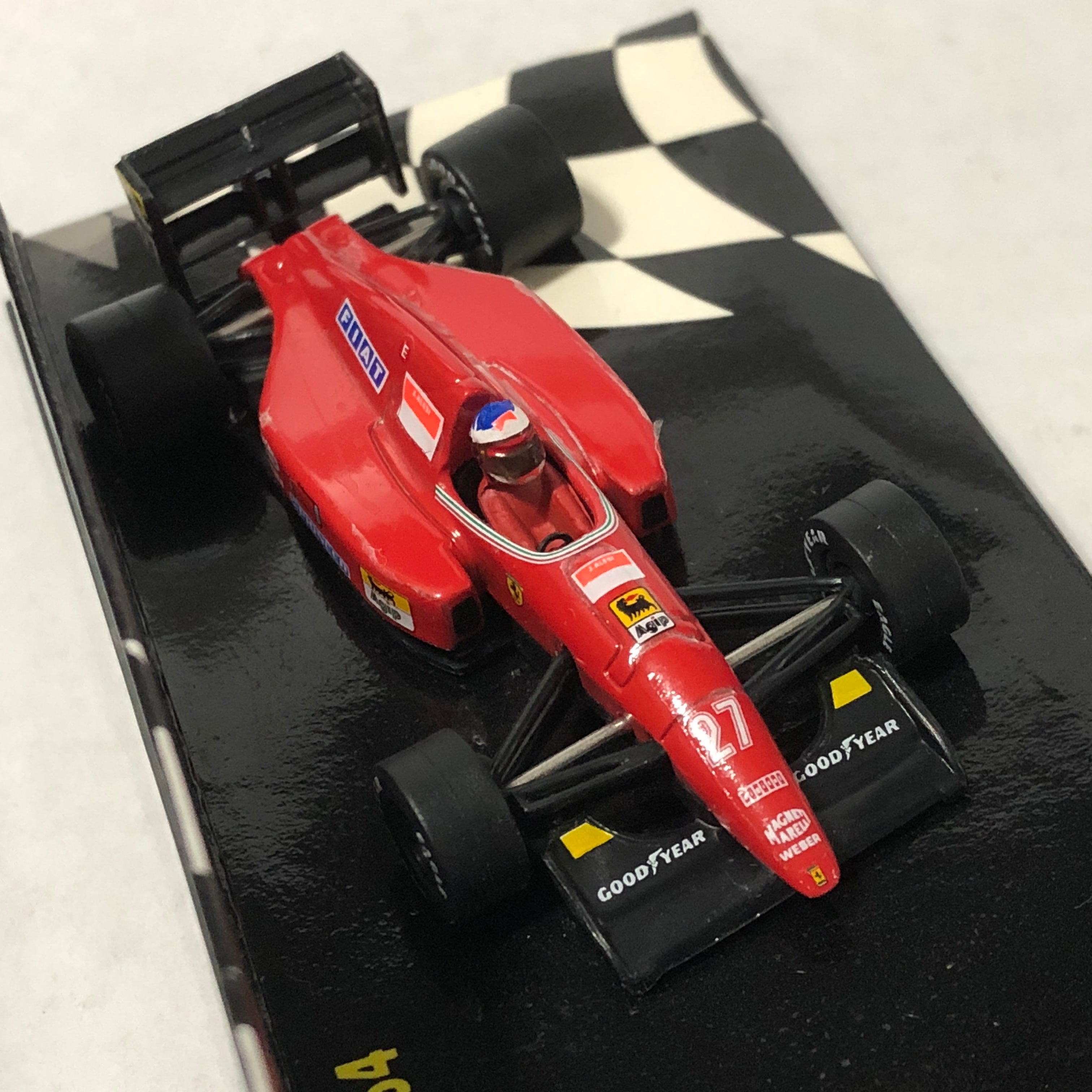 Ferrari F92 A F1 1992 N 27 J Alesi by Microchamps 1:64 (MCH651304