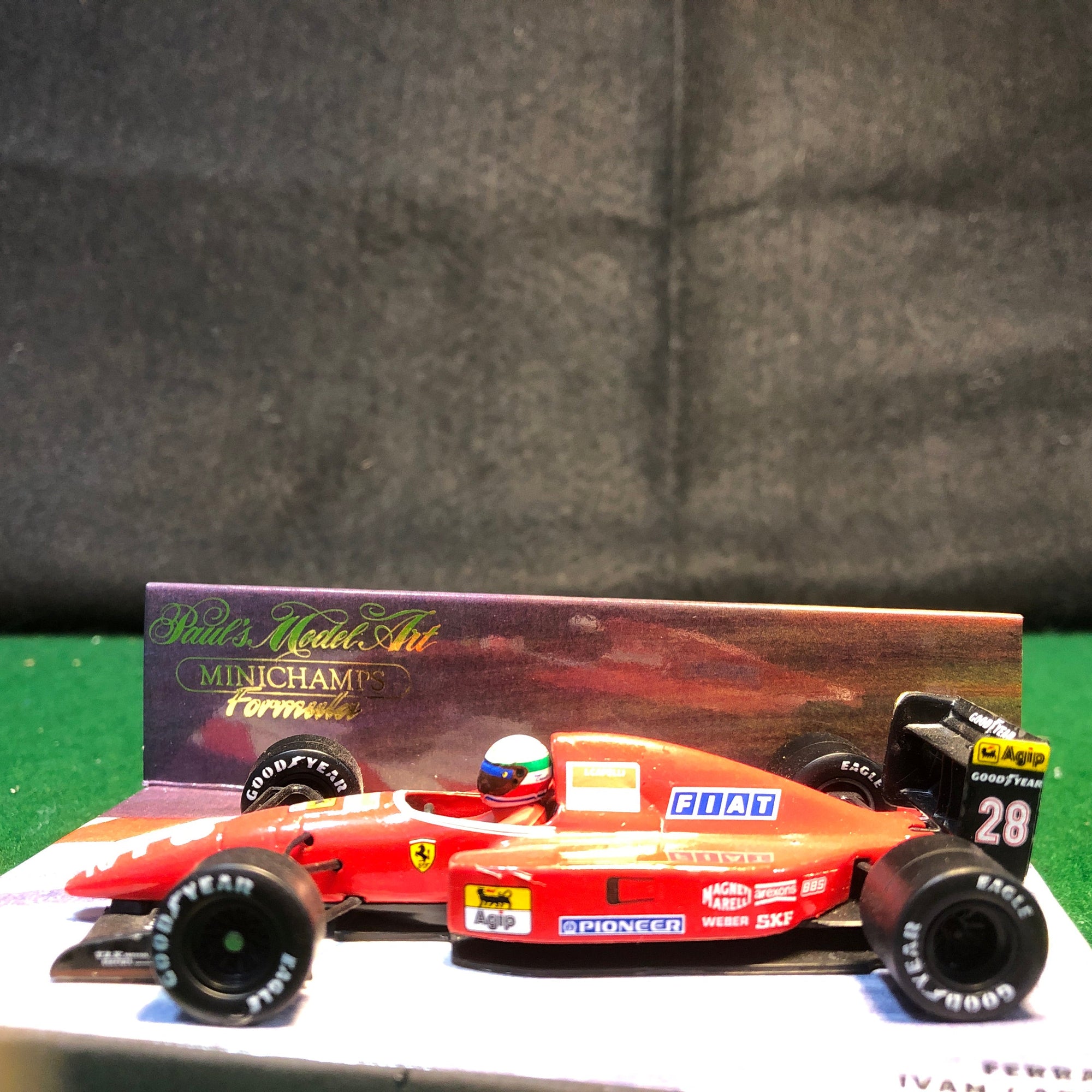 Ferrari F1-92 1992 N 28 Ivan Capelli by Minichamps 1:43 (920028)