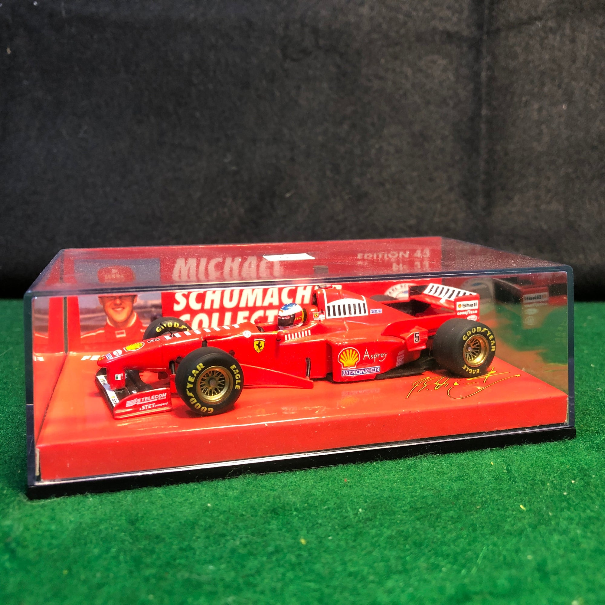 Ferrari F310 B 1993 N 5 Schumacher by Minichamps 1:43 (974305)