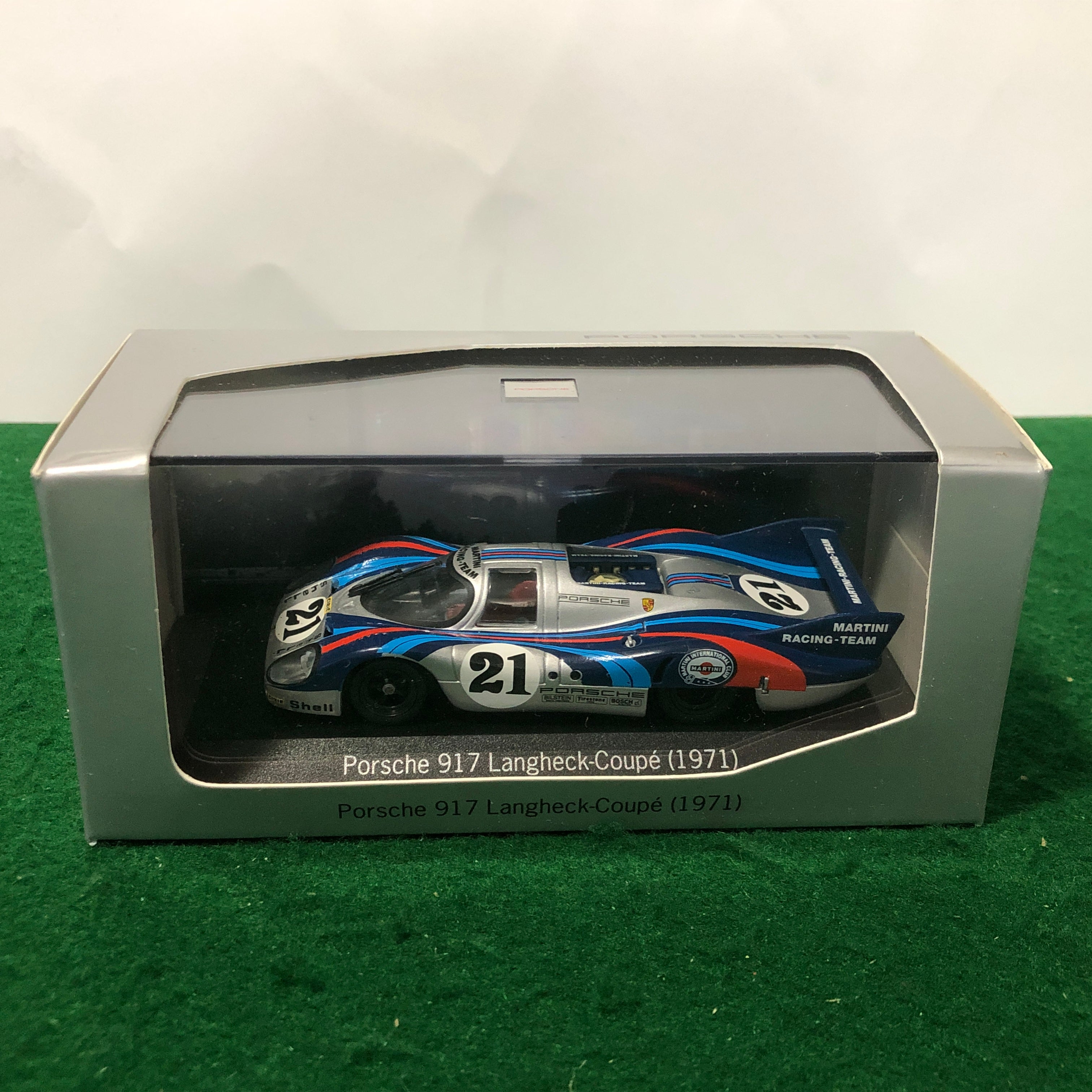 Porsche 917 Langheck-Coupe Le Mans 1971 by Minichamps 1:43