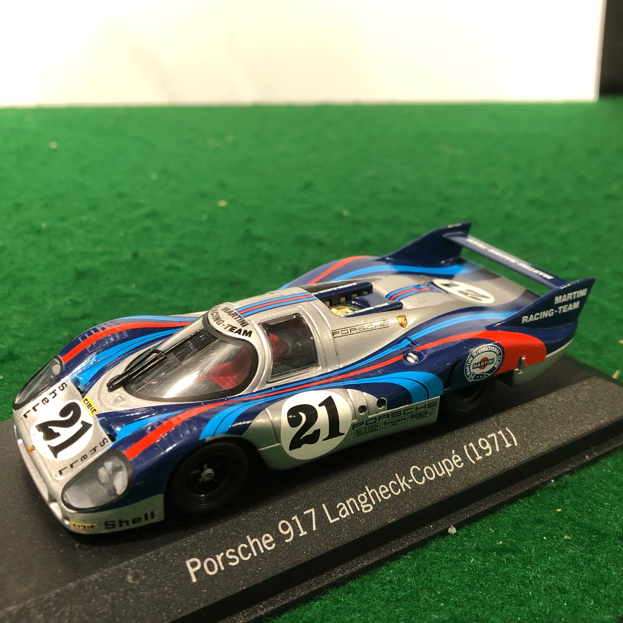 Porsche 917 Langheck-Coupe Le Mans 1971 by Minichamps 1:43 (WAP02004397)