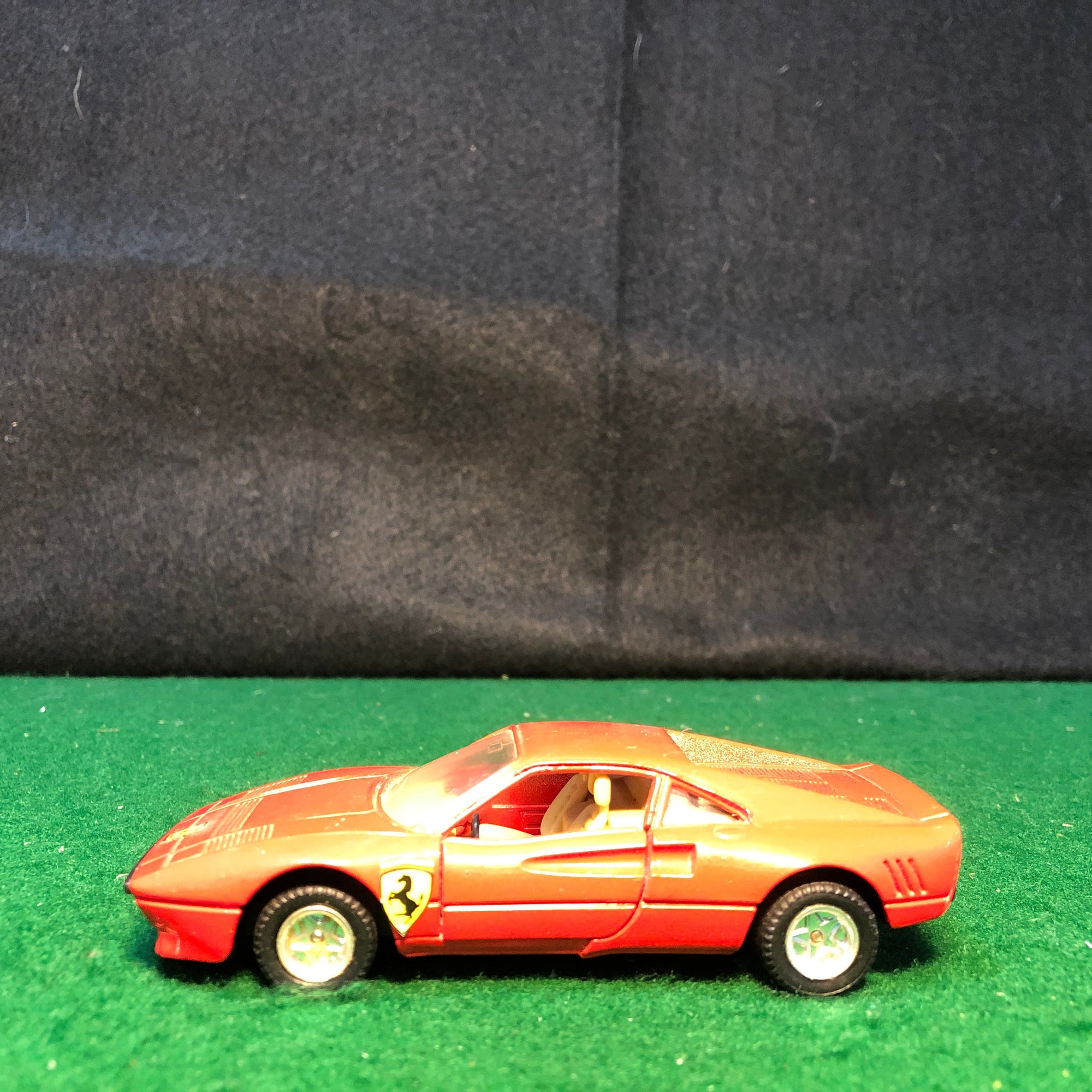 Ferrari 288 GTO Red Motorized by MC Toy 1:39 (No box)