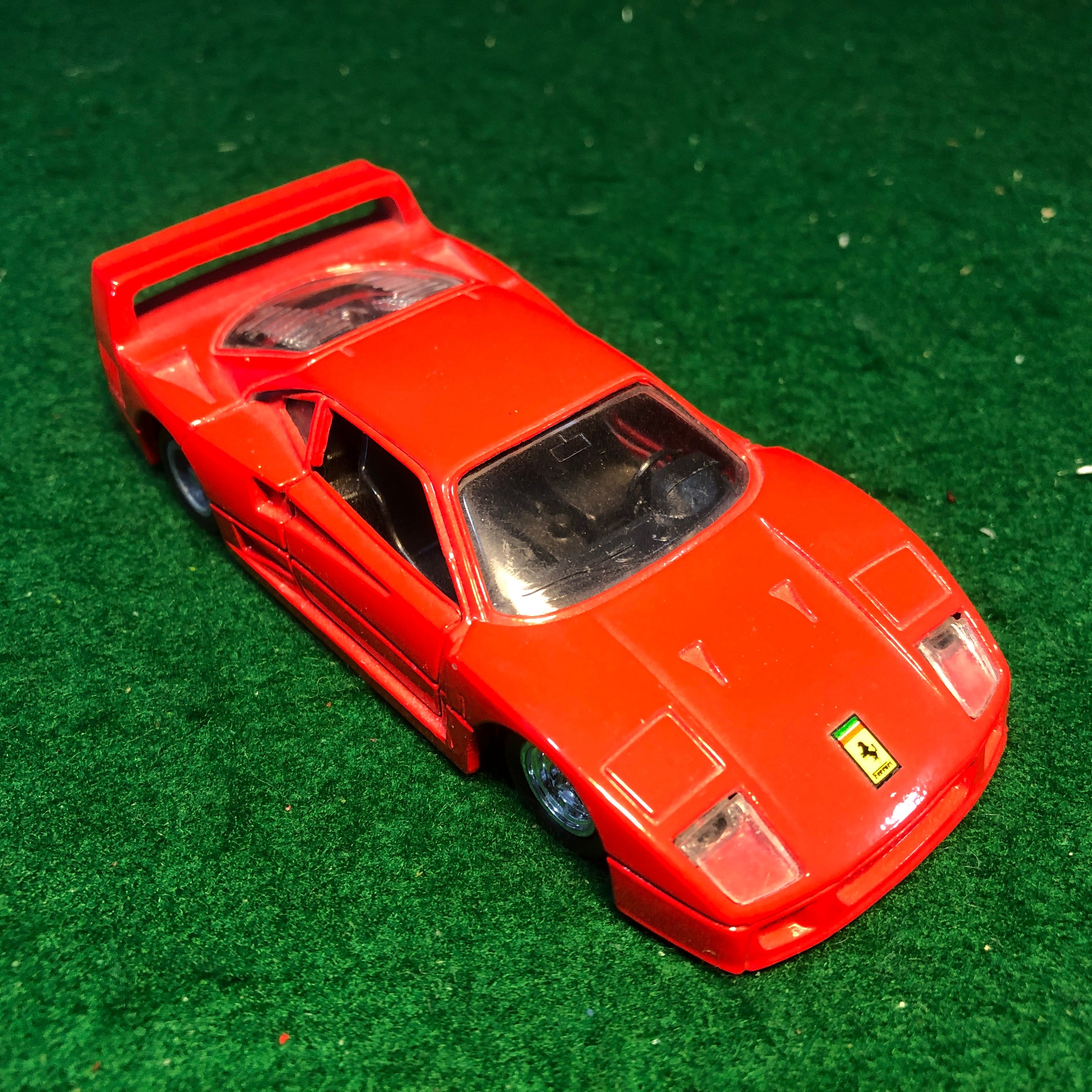 Ferrari F40 Red Motorized by MC Toy 1:39 (No box) - Petrolicious