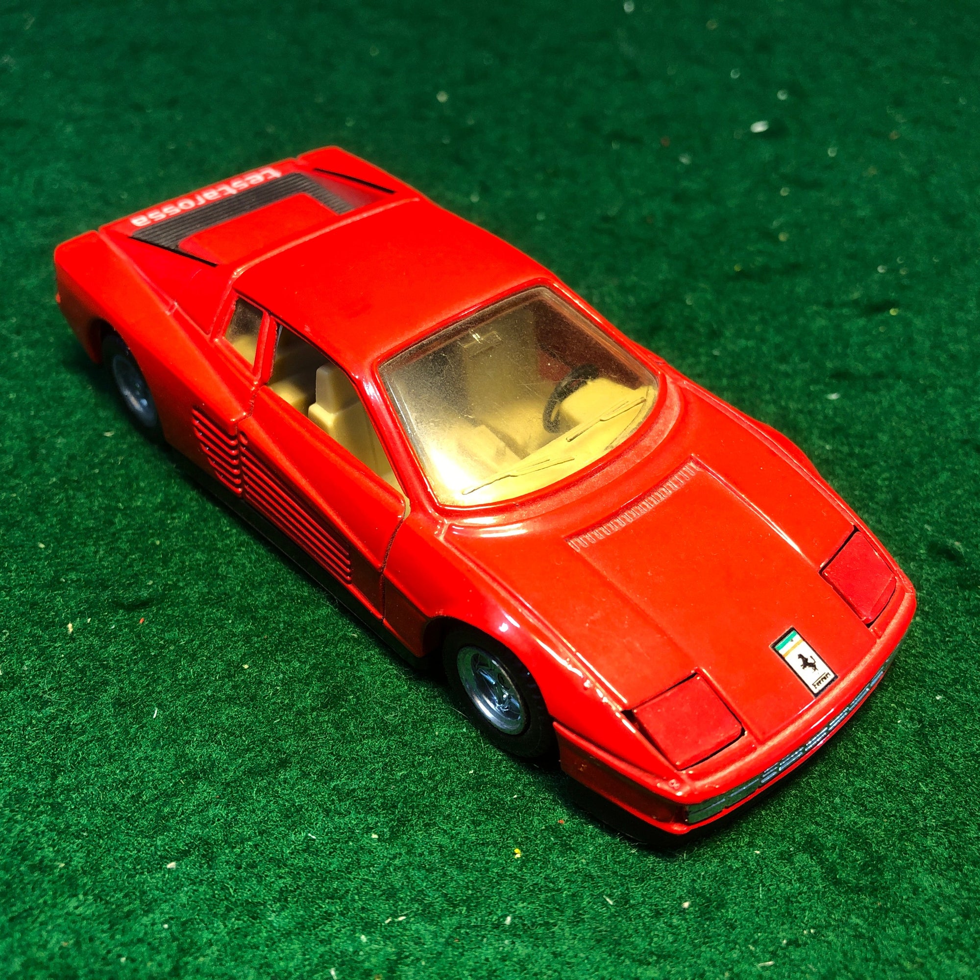 Ferrari Testarossa Red Motorized by MC Toy 1:39 (No box)