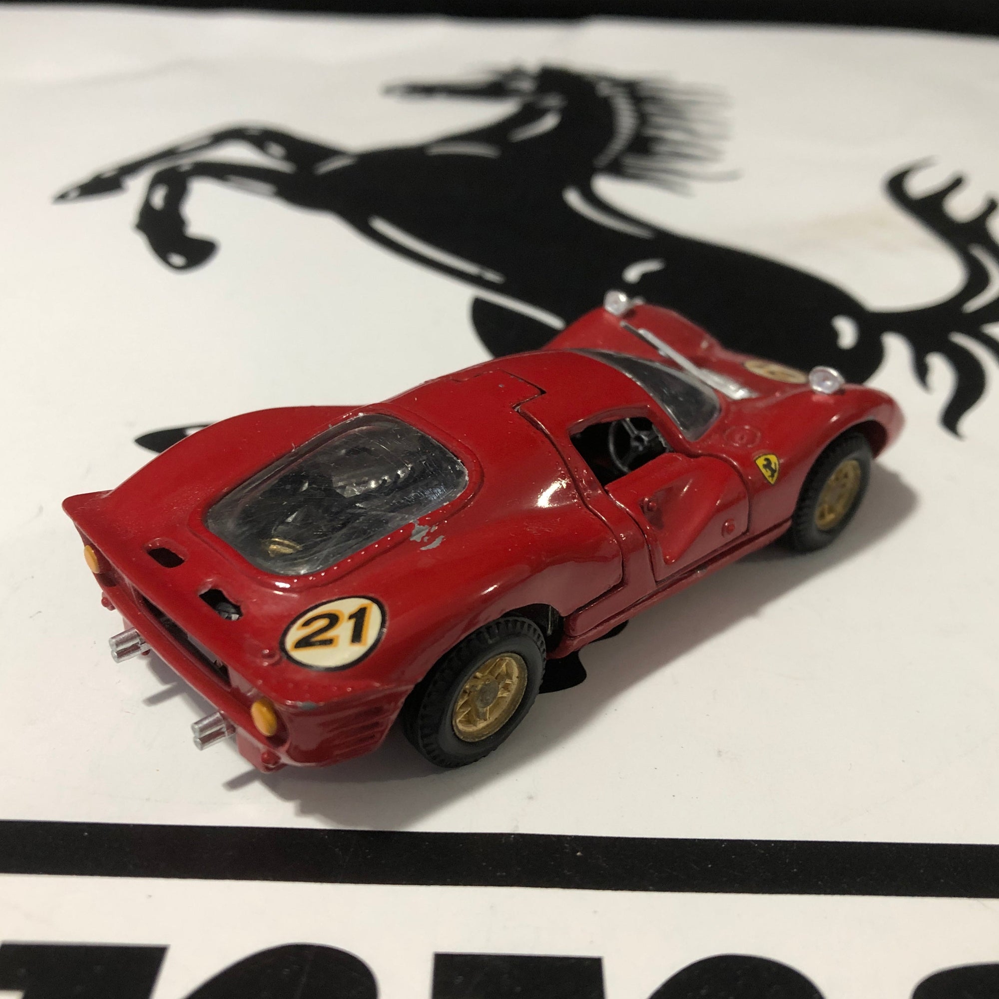 Ferrari 330 P4 N 21 Scarfiotti - Parkes by Mercury 1:43 (65)