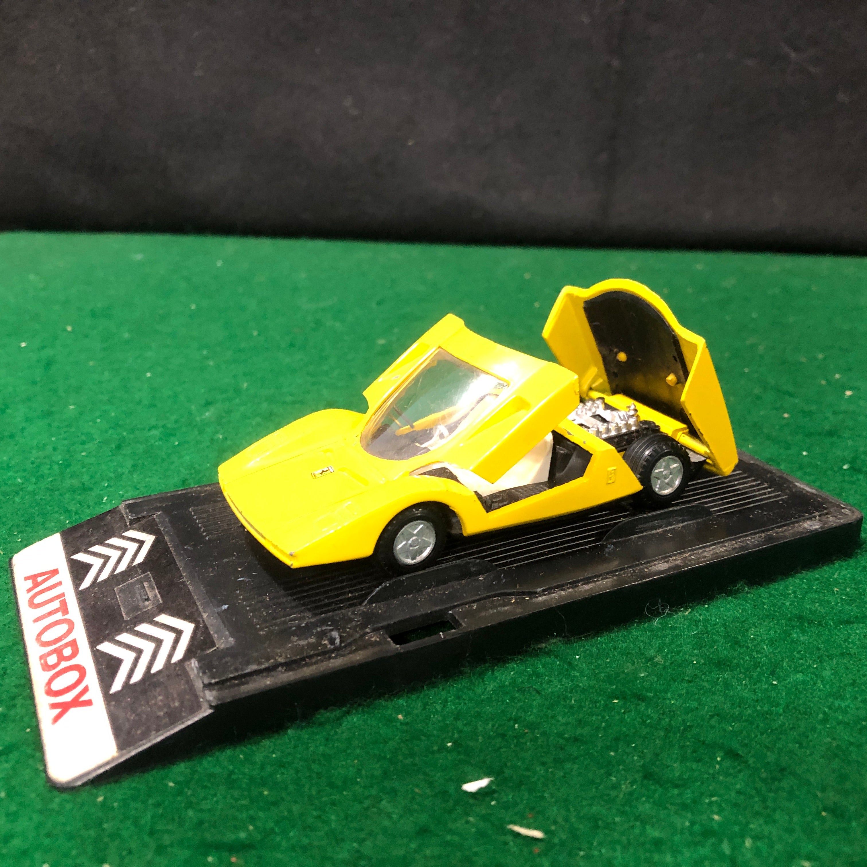 Ferrari 512 S Pininfarina Yellow by Mercury 1:43 (66)(Autobox