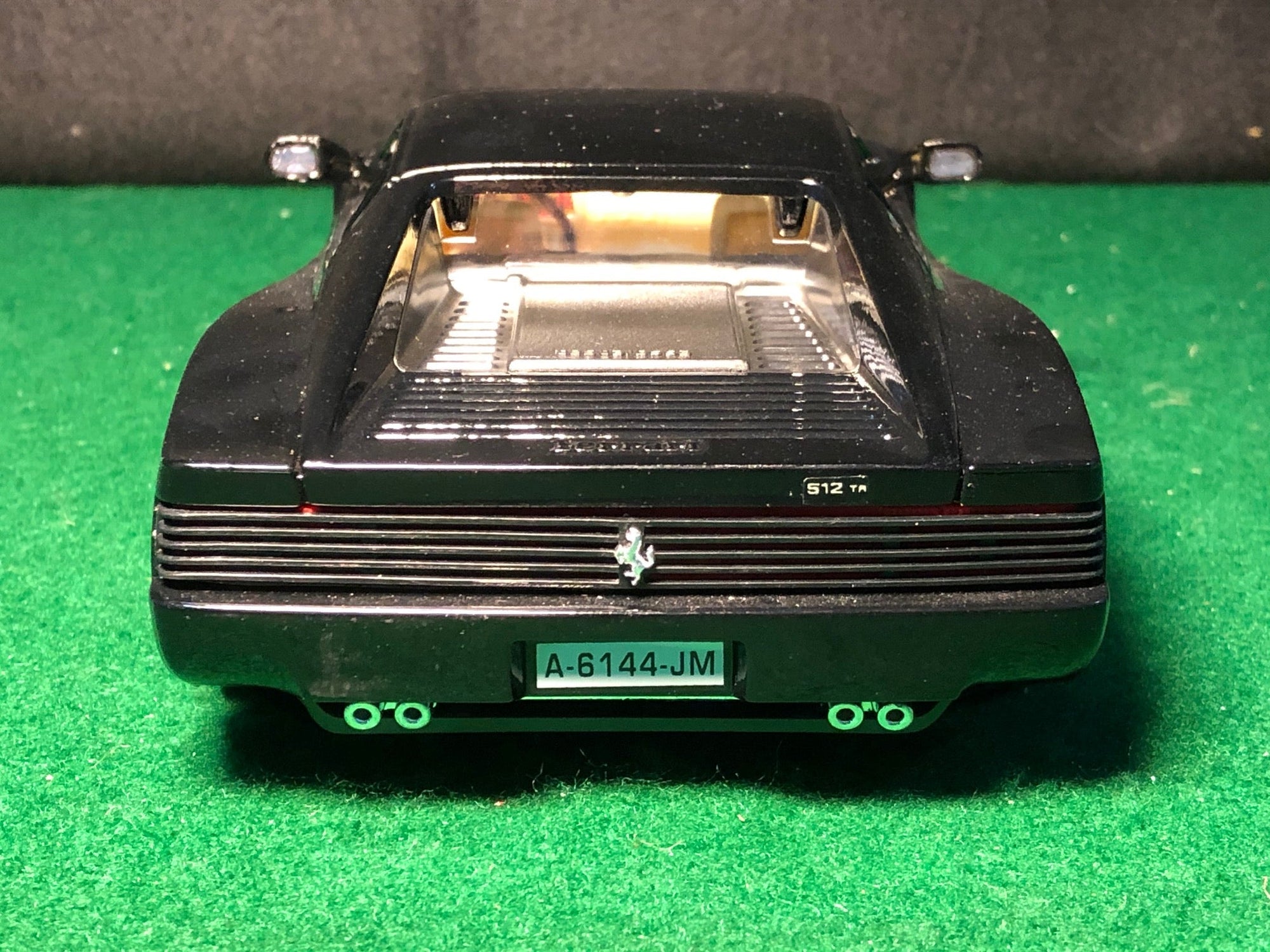 Ferrari 512 TR Black by Mira 1:18 (6177)(No box)