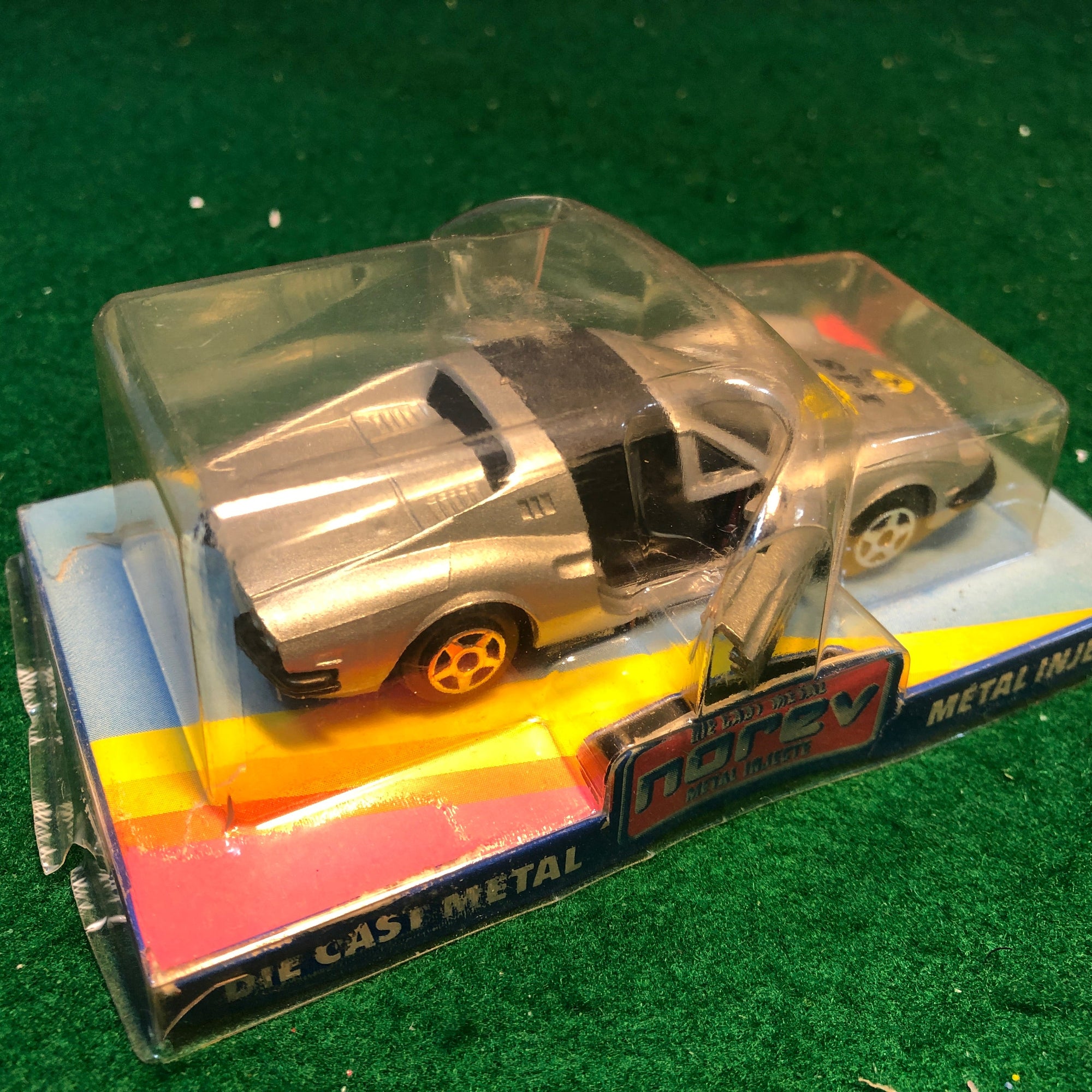 Ferrari 246 GTS Dino Silver N 148 by Norev 1:43 (800)