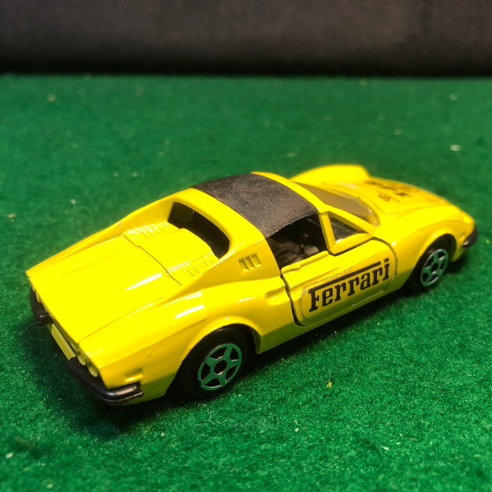 Ferrari 246 GTS Dino Yellow N 148 by Norev 1:43 (800)(No box)