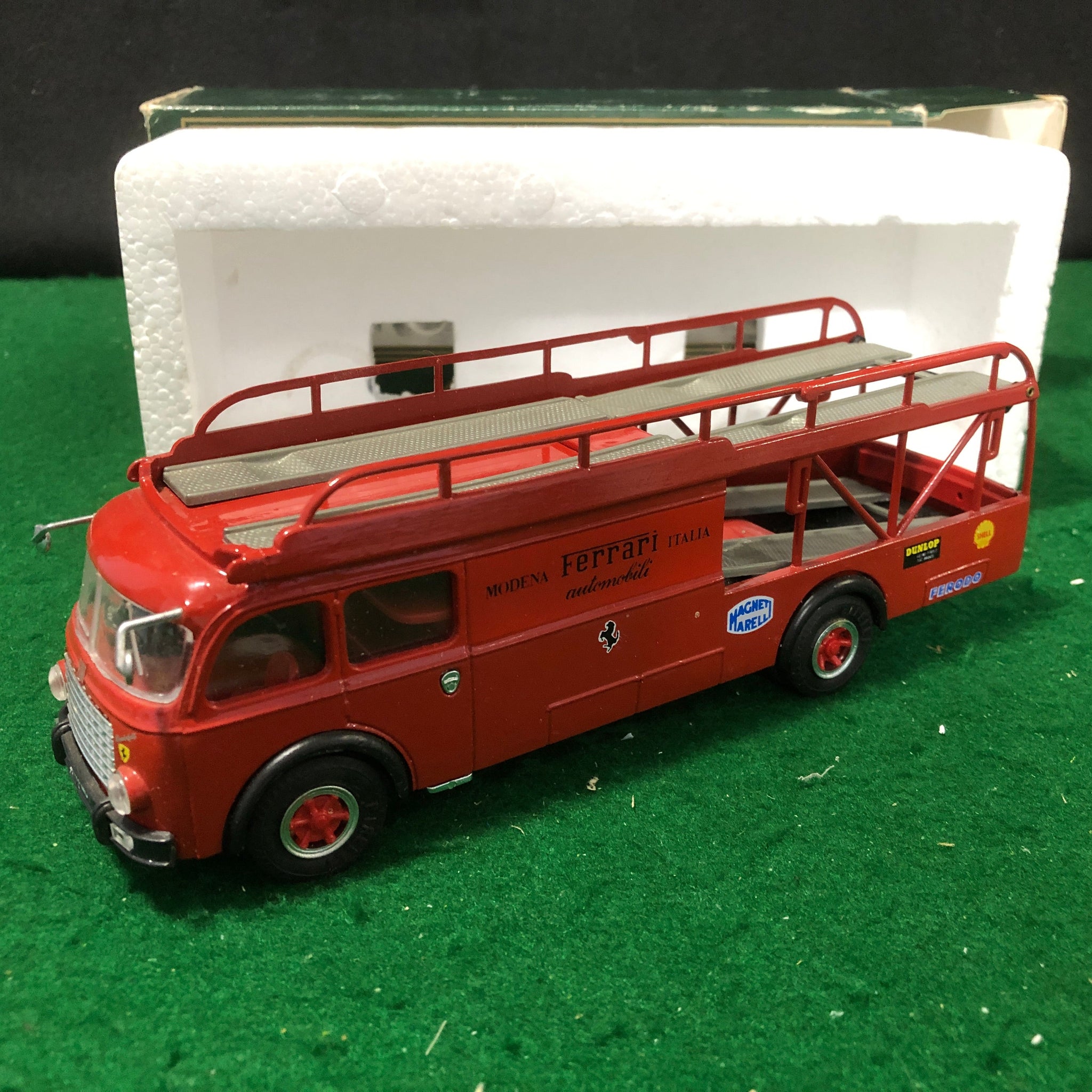 Fiat 642 1956 Ferrari Transporter, by Old Cars 1:43 (5600)
