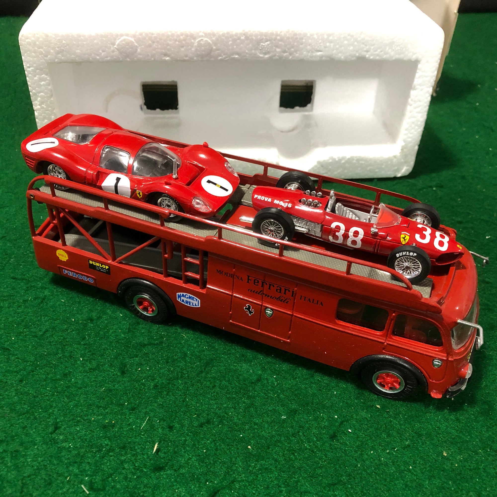 Fiat 642 1956 Ferrari Transporter, by Old Cars 1:43 (5600)