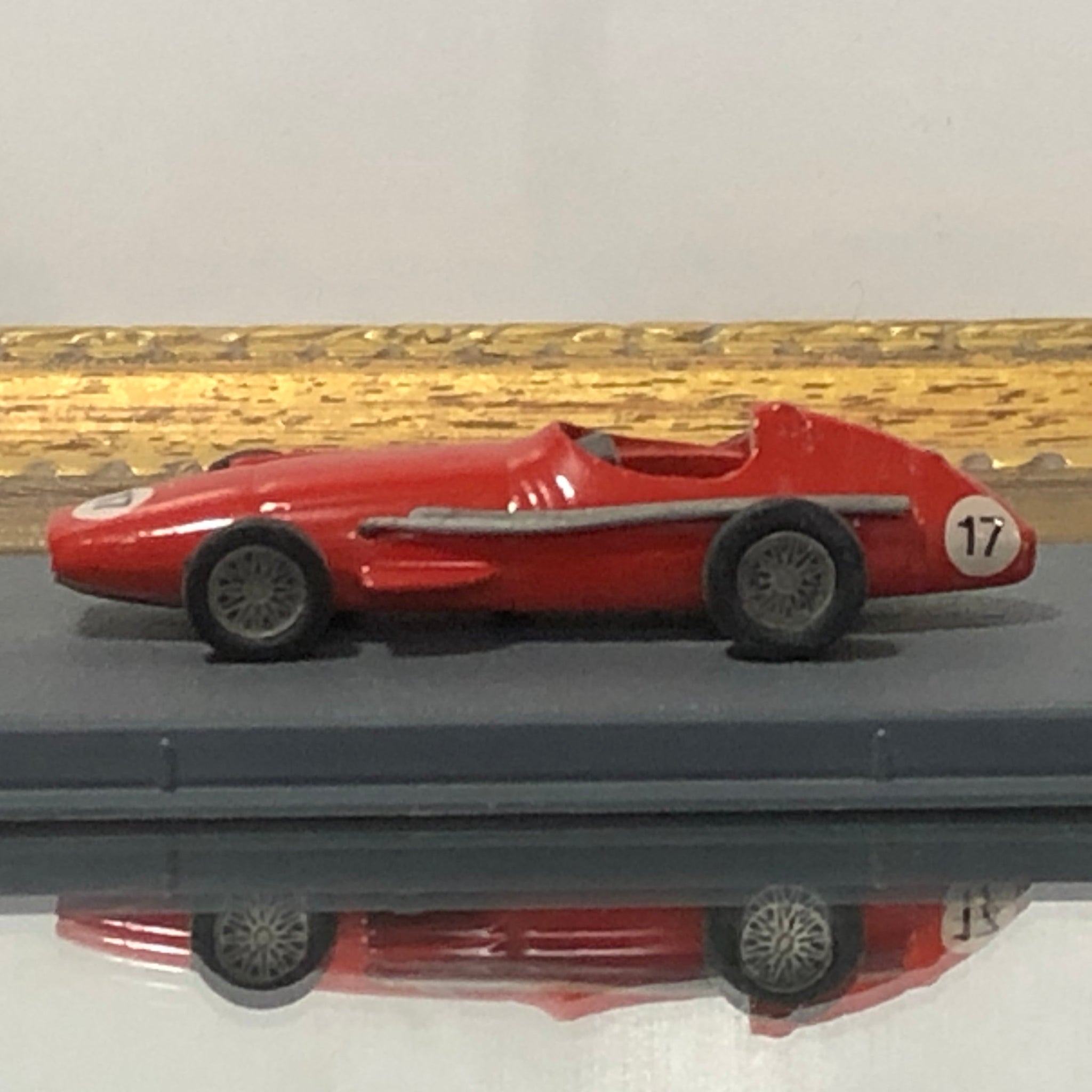 Maserati 250 F 1957 N 17 by Bellini Piccolino 1:76 (GP17/F)(No box)(Dmg)