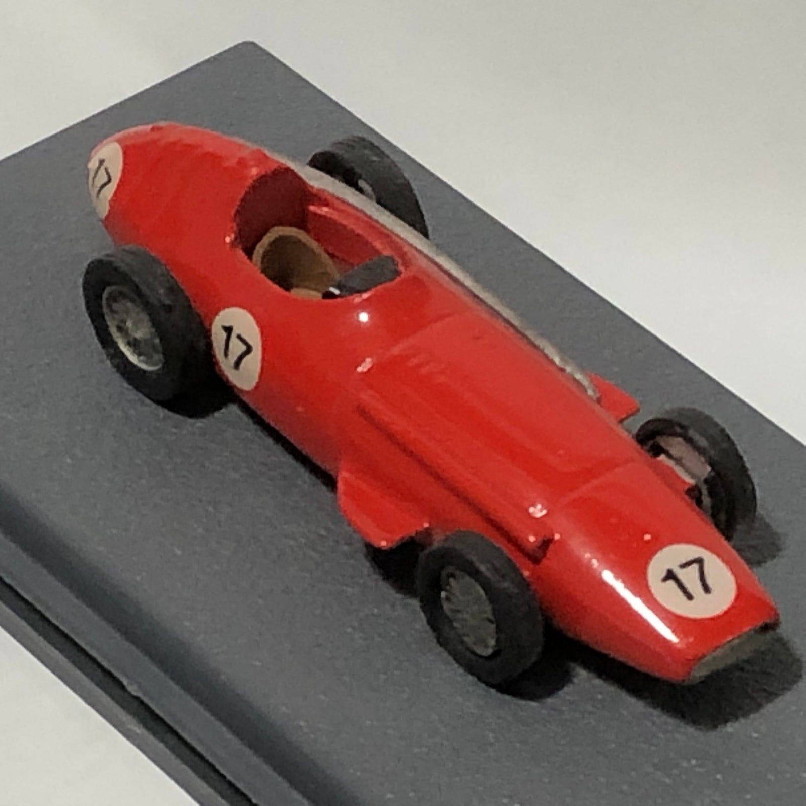 Maserati 250 F 1957 N 17 by Bellini Piccolino 1:76 (GP17/F)(No box)(Dmg)