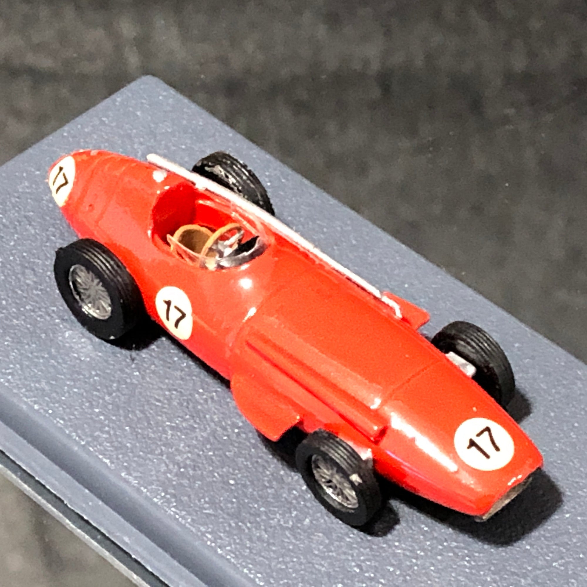 Maserati 250 F 1957 N 17 by Bellini Piccolino 1:76 (GP17/F)