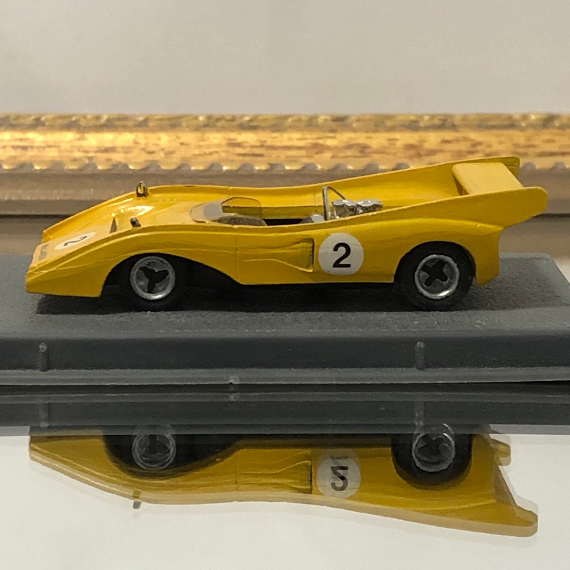 McLaren M8C 1970 N 2 Yellow by Bellini Piccolino 1:76 (GT2/F)(No box)