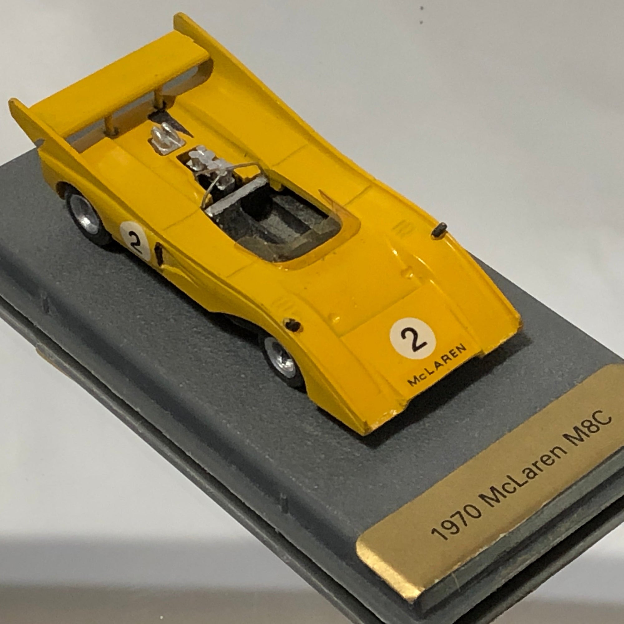 McLaren M8C 1970 N 2 Yellow by Bellini Piccolino 1:76 (GT2/F)(No box)
