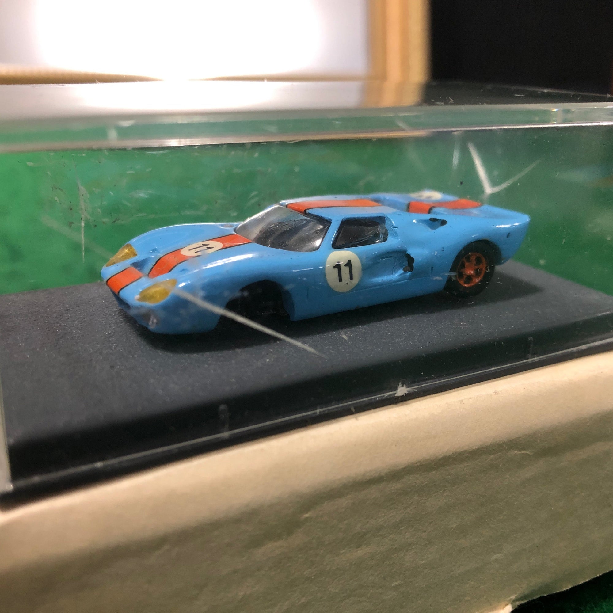 Ford GT 40 1965 N 11 by Bellini Piccolino 1:76 (GT11/F)(Dmg)