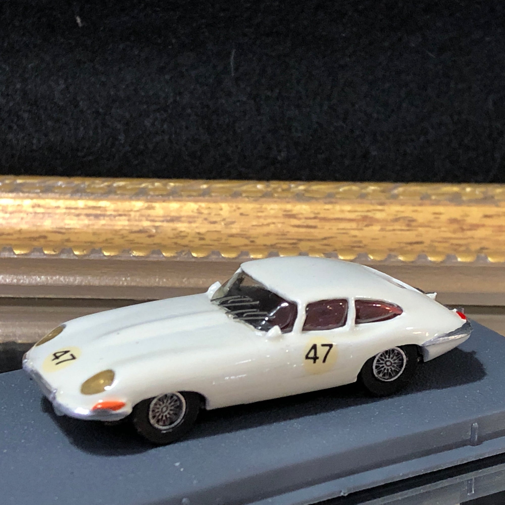 Jaguar E Type N 47 by Bellini Piccolino 1:76 (hsc47F)