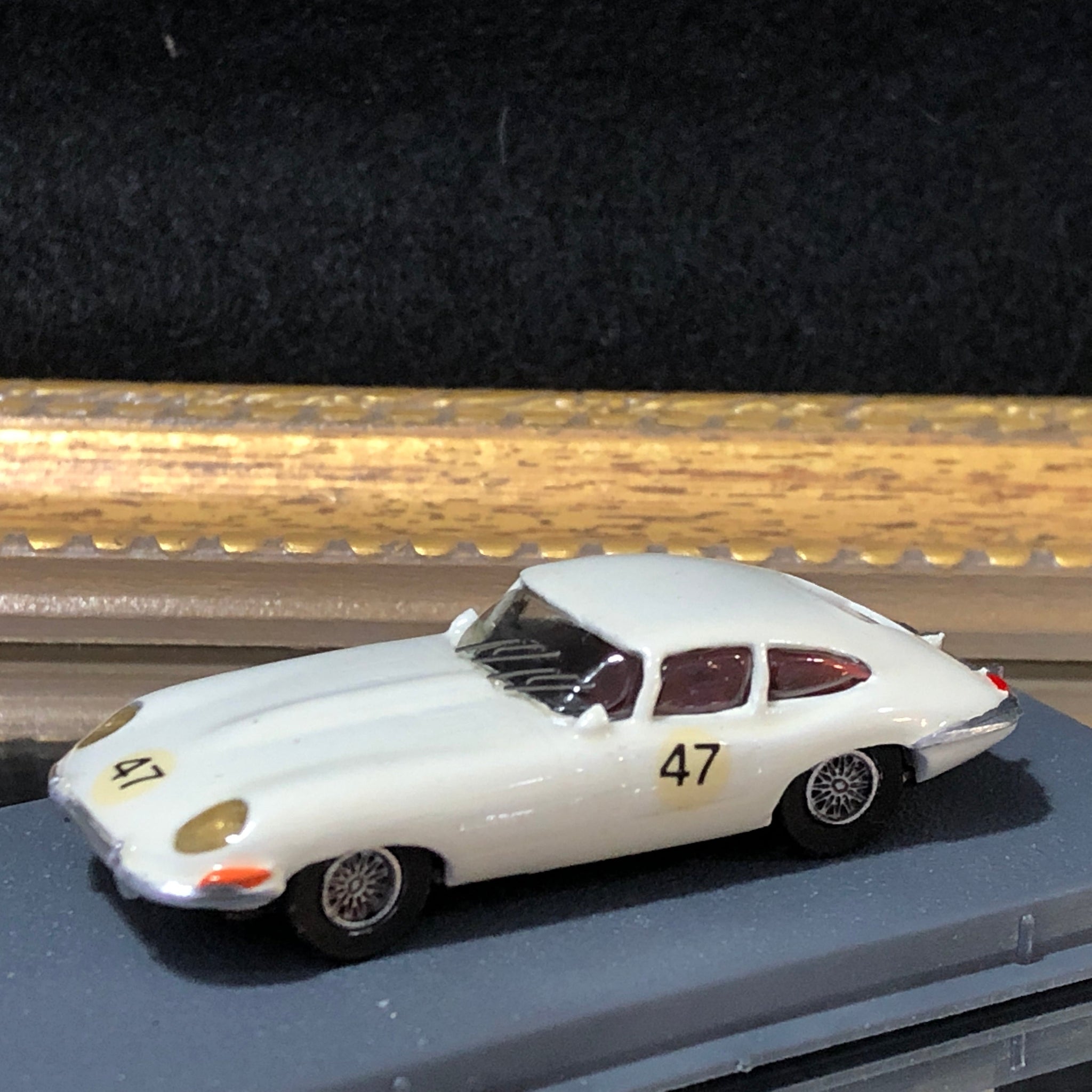 Jaguar E Type N 47 by Bellini Piccolino 1:76 (hsc47F)