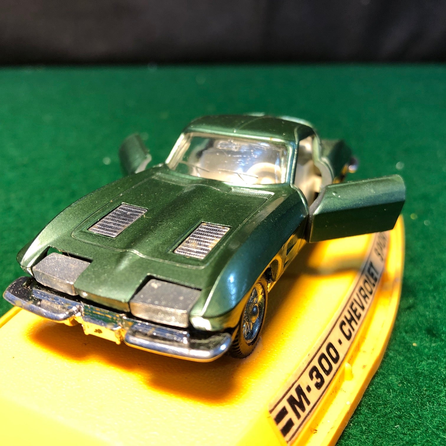 Chevrolet Corvette Green by Pilen 1:43 (M513)(M300)